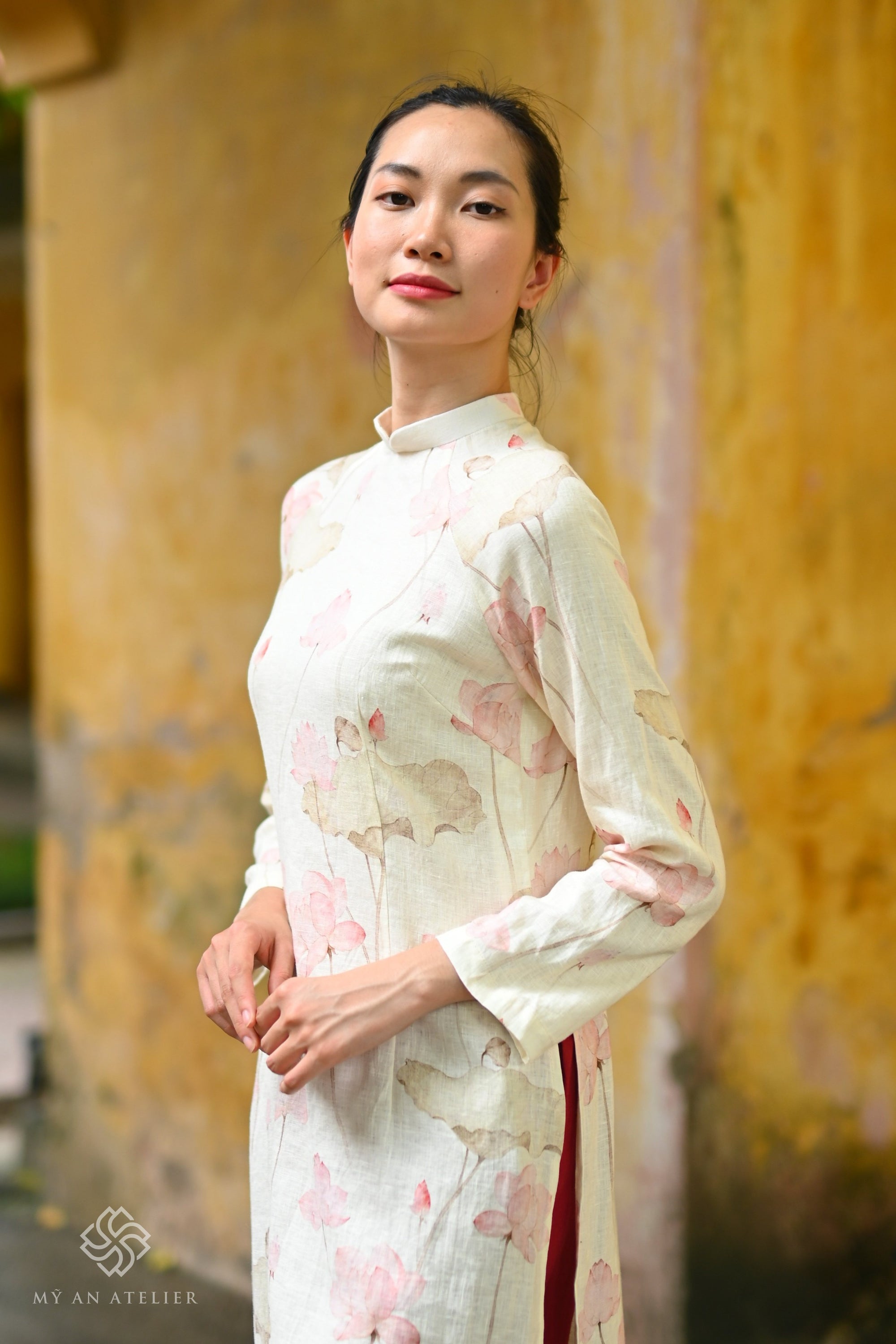 Linen lotus print ao dai