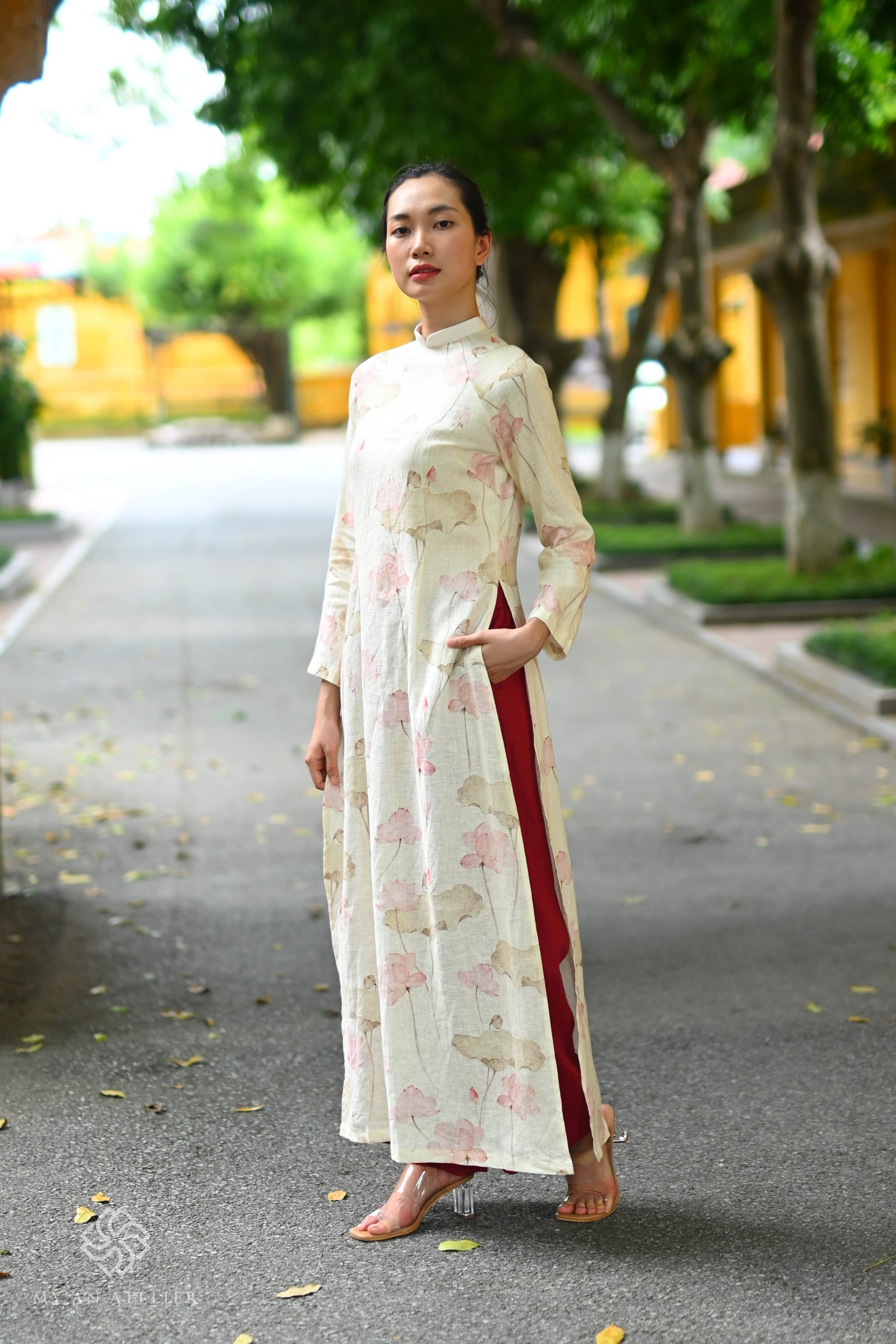 Linen lotus print ao dai