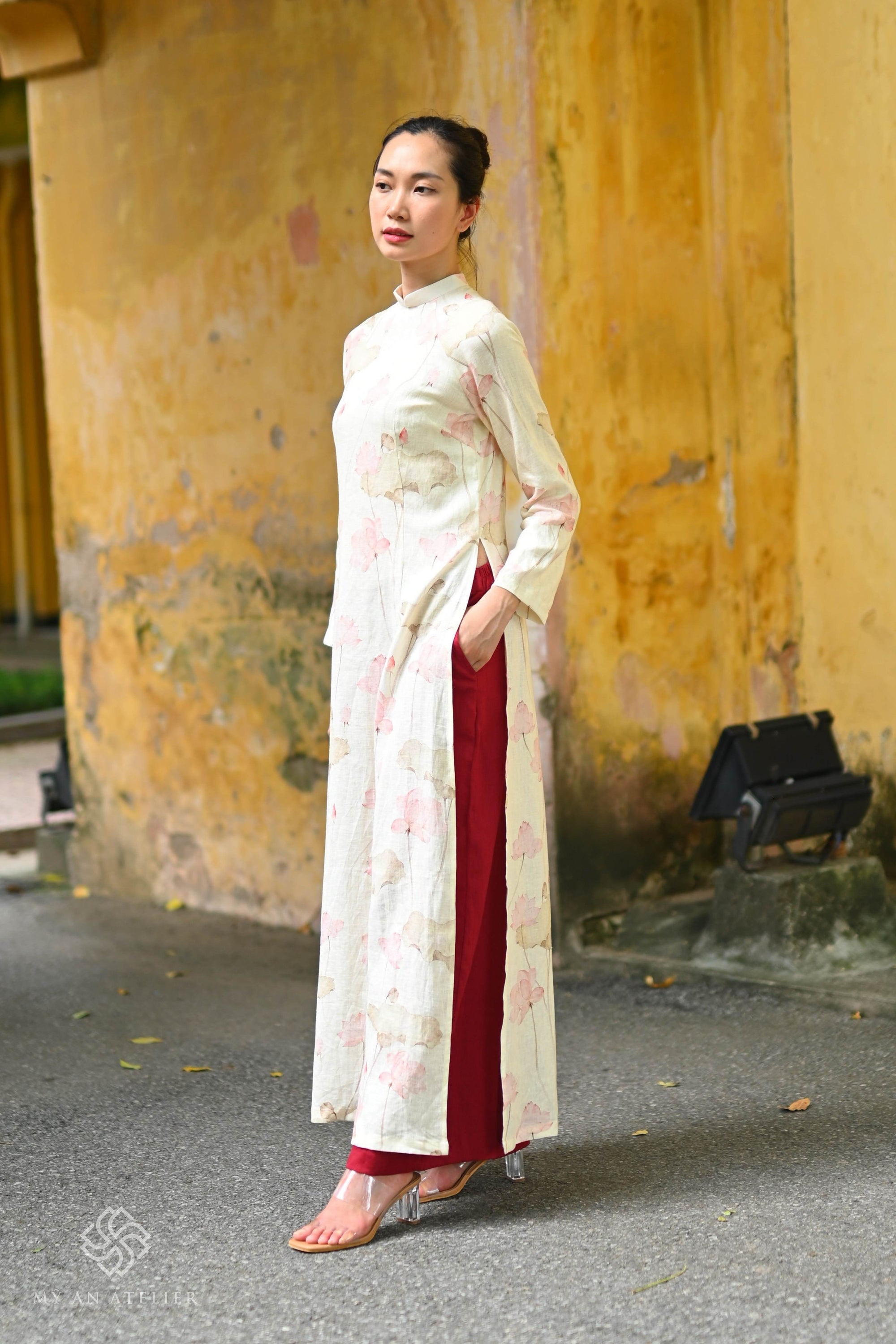 Linen lotus print ao dai