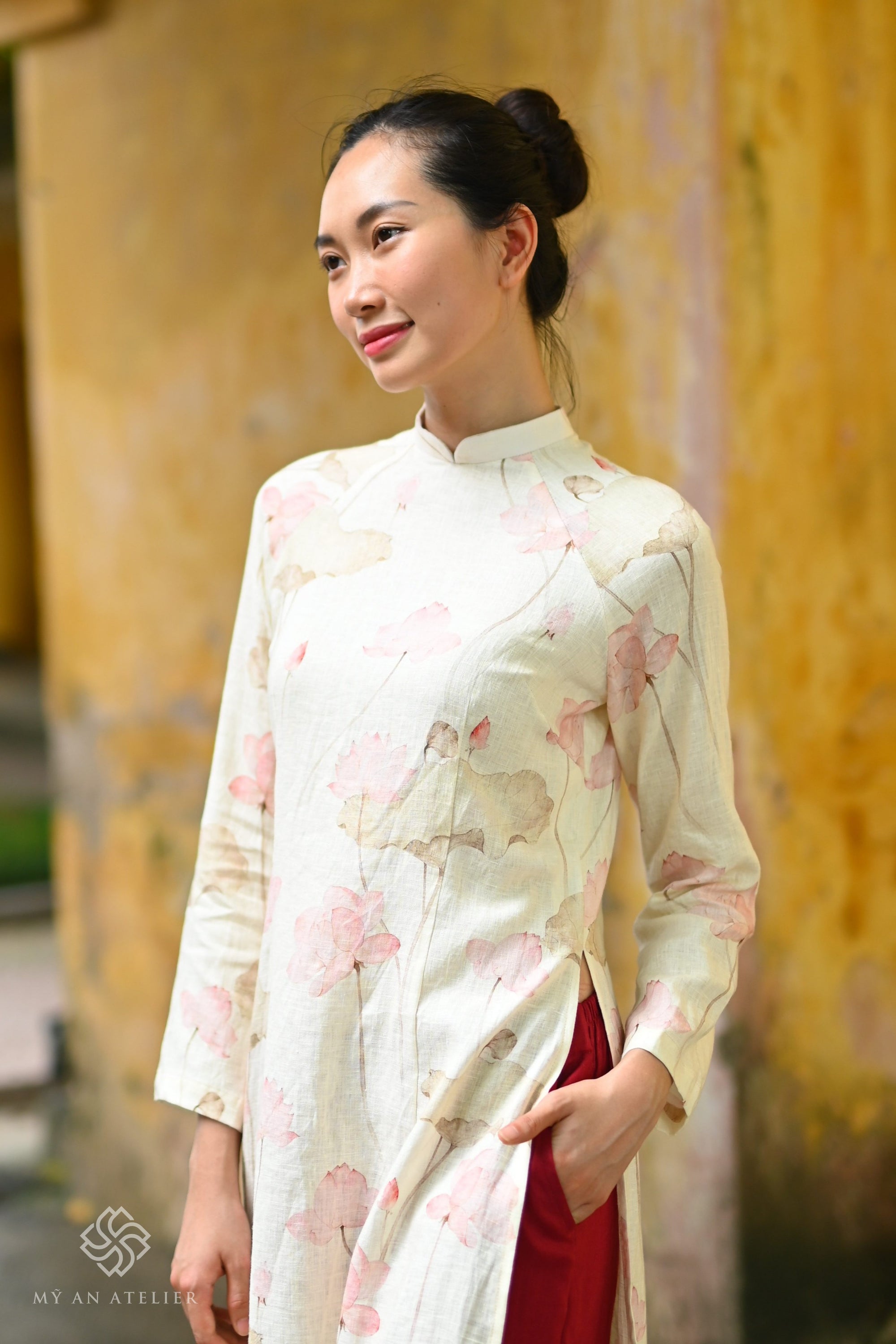 Linen lotus print ao dai