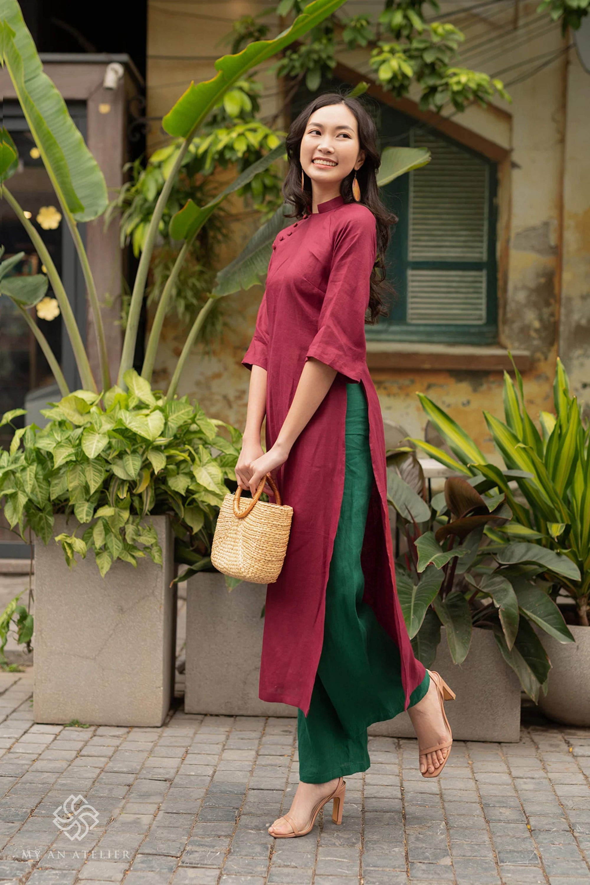 Linen plain ao dai for Tet