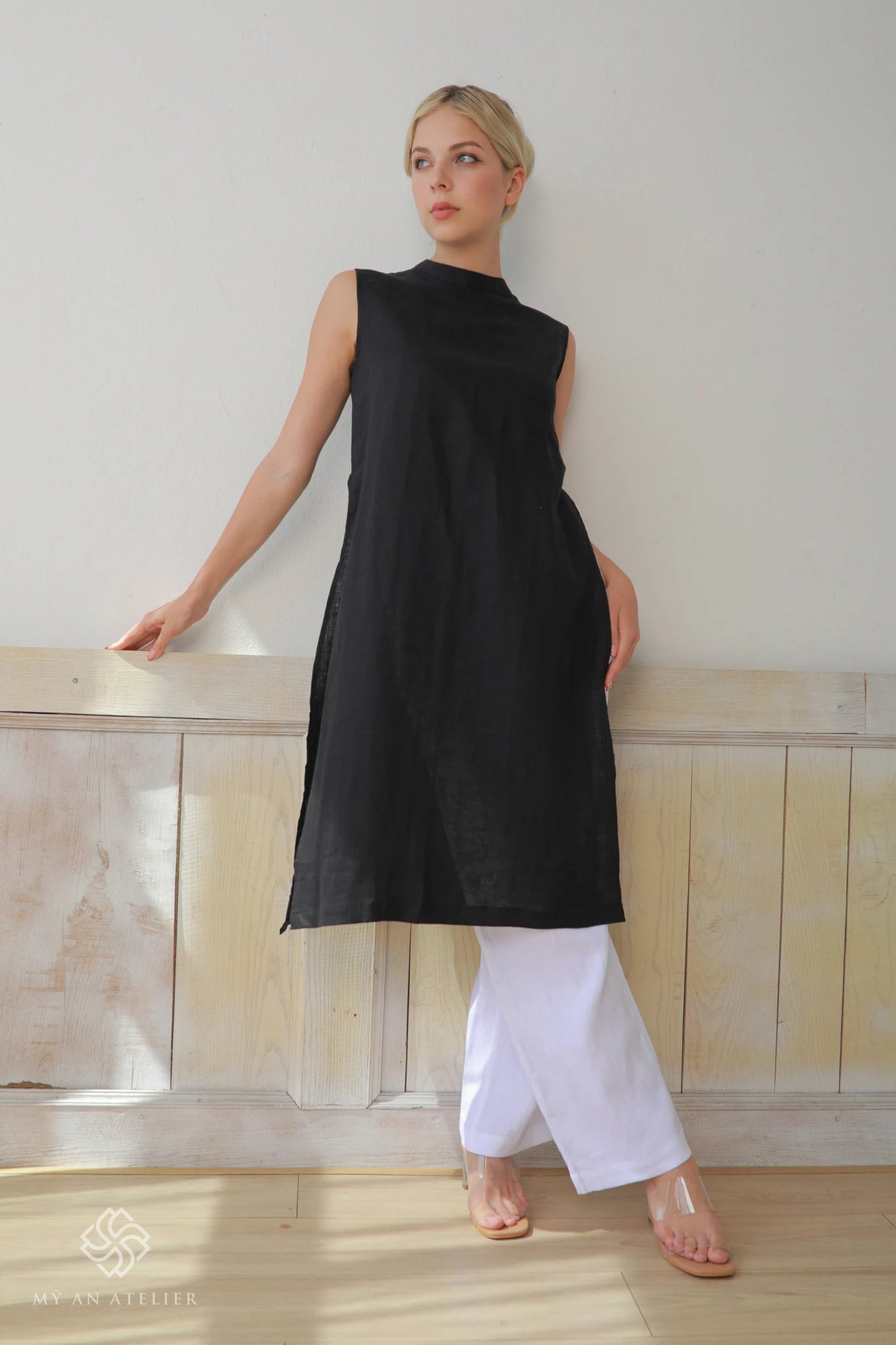 Linen sleeveless Vietnam tunic dress