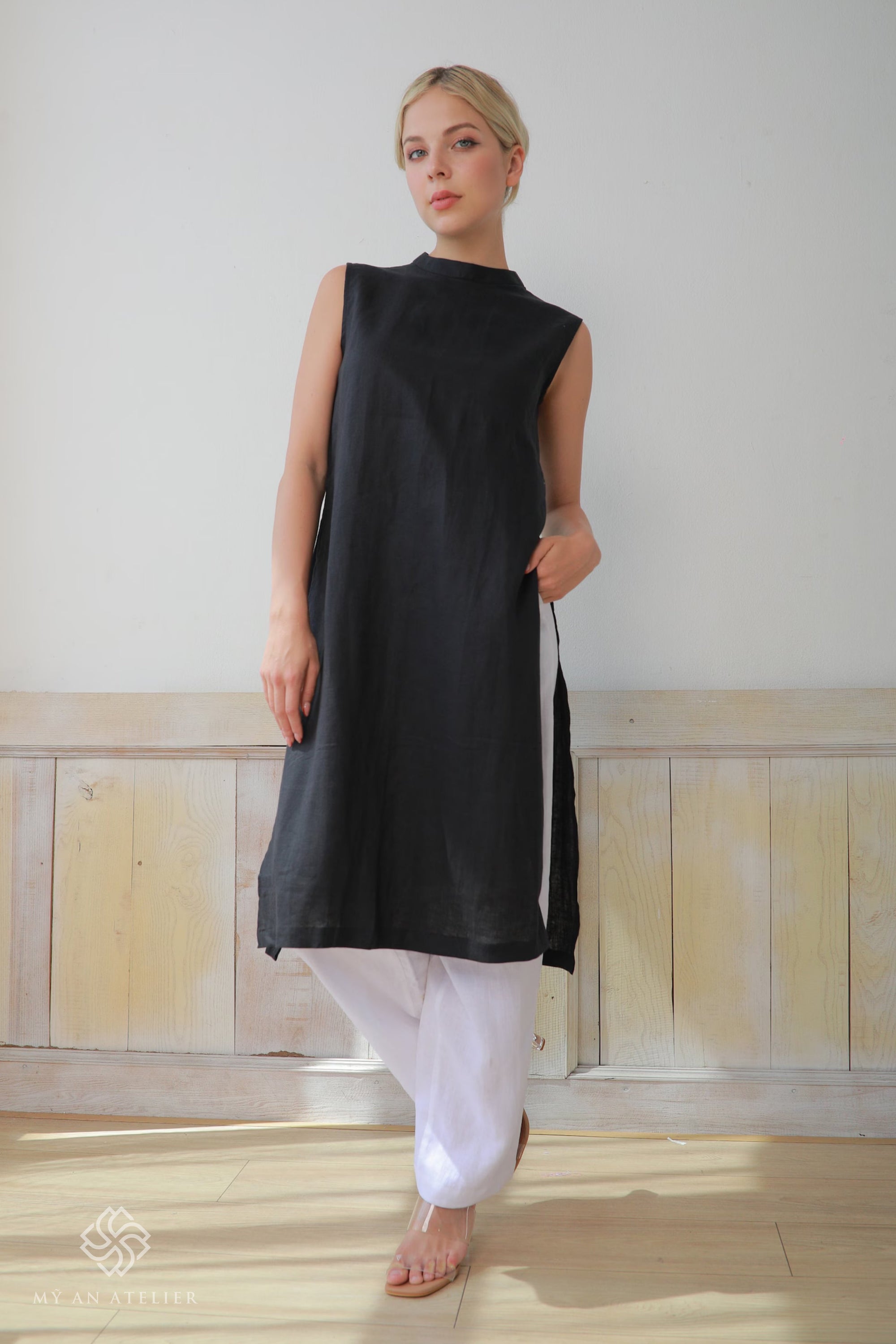 Linen sleeveless Vietnam tunic dress