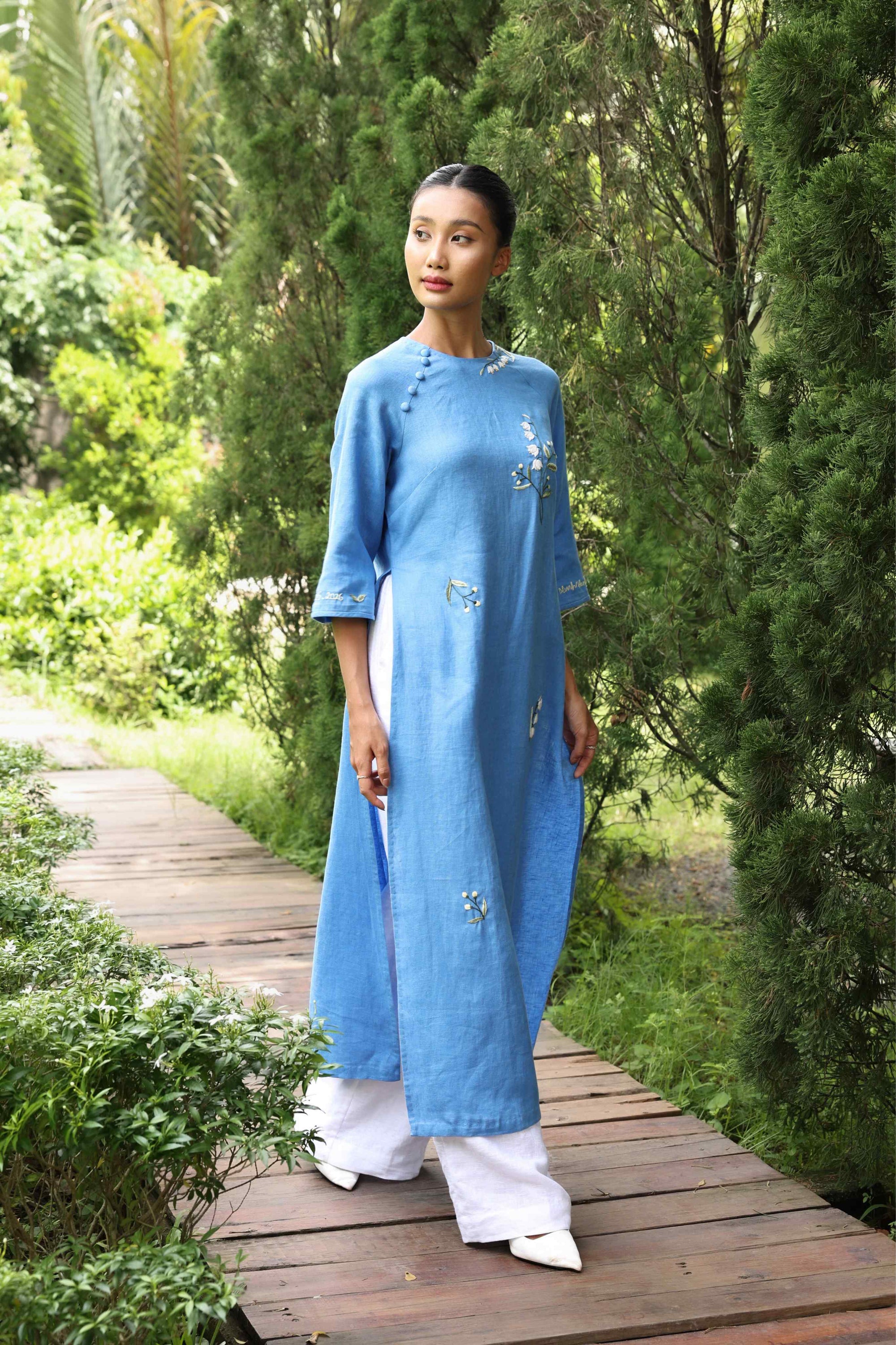 Linen Vietnam women dress