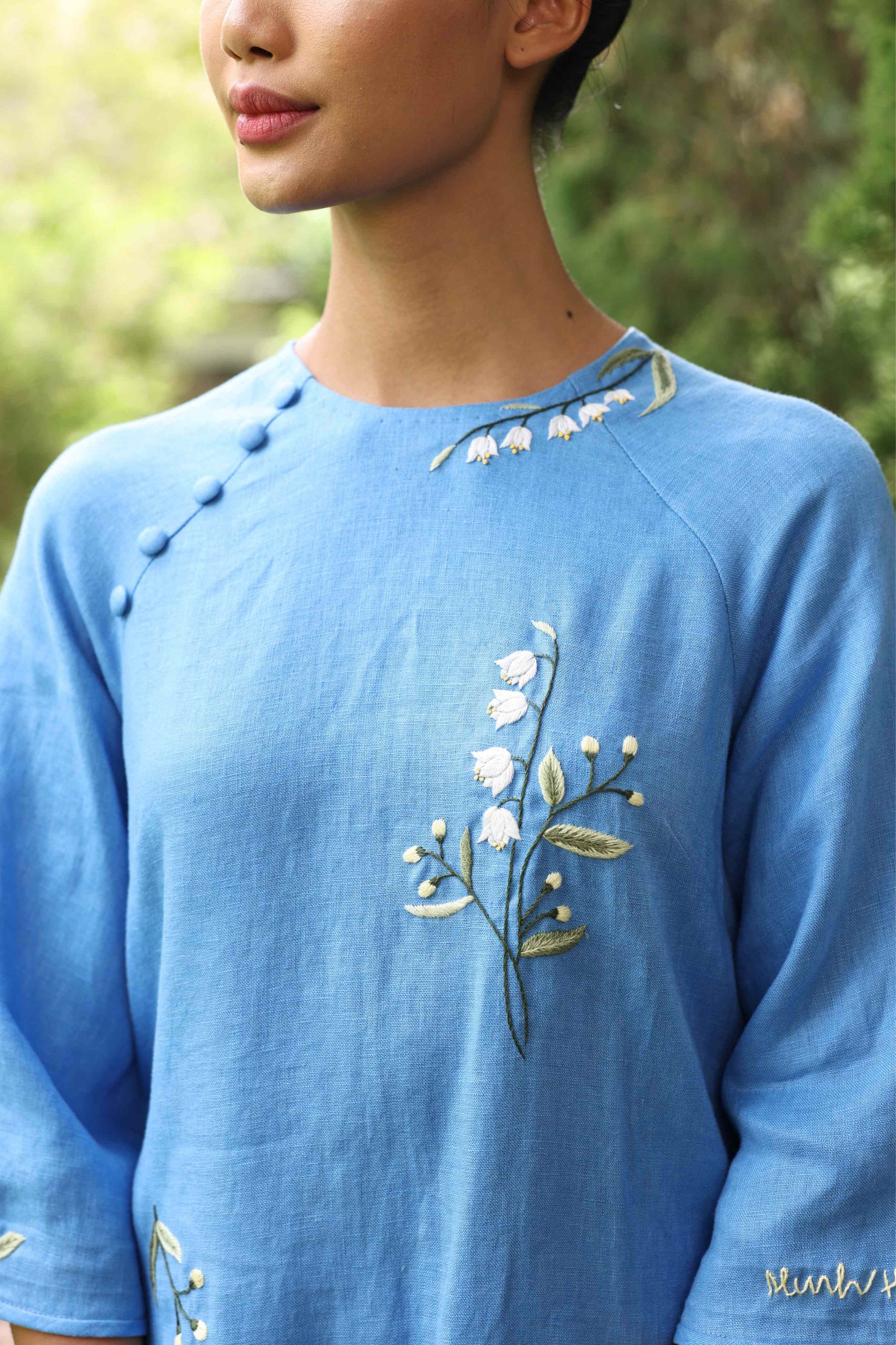 Linen Vietnam women dress