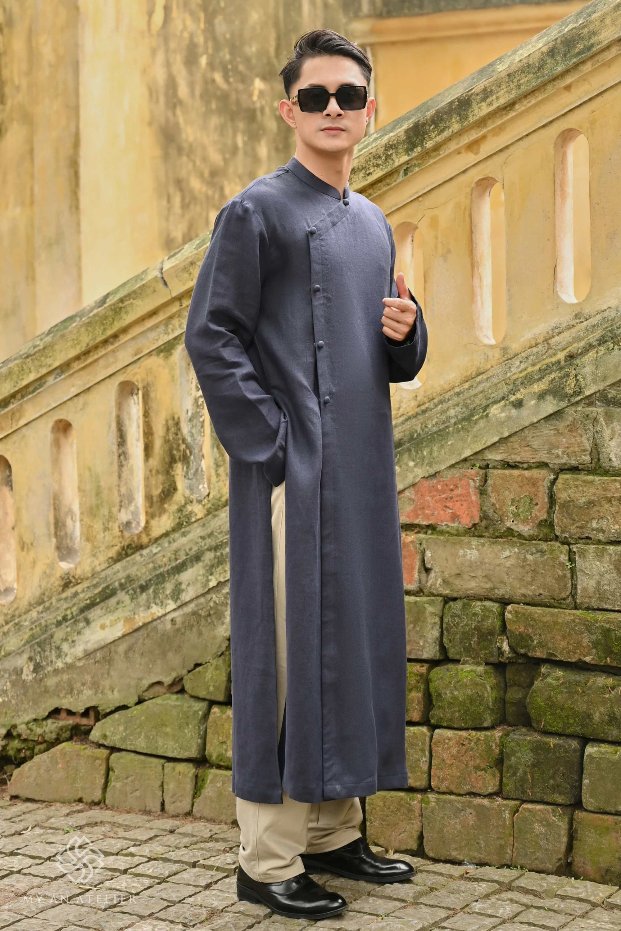 Linen Vietnamese ao dai men