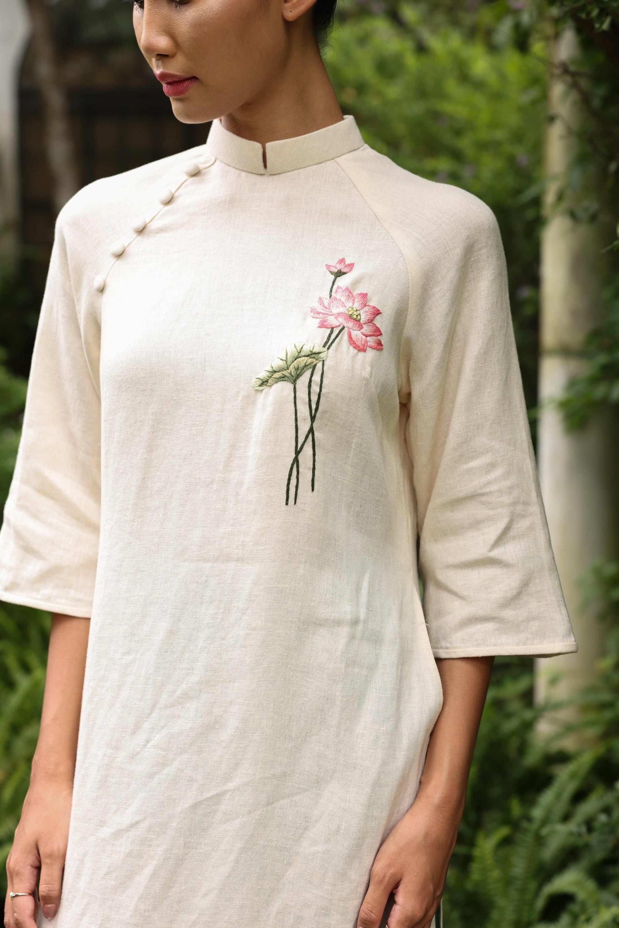 Linen Vietnamese traditional dress