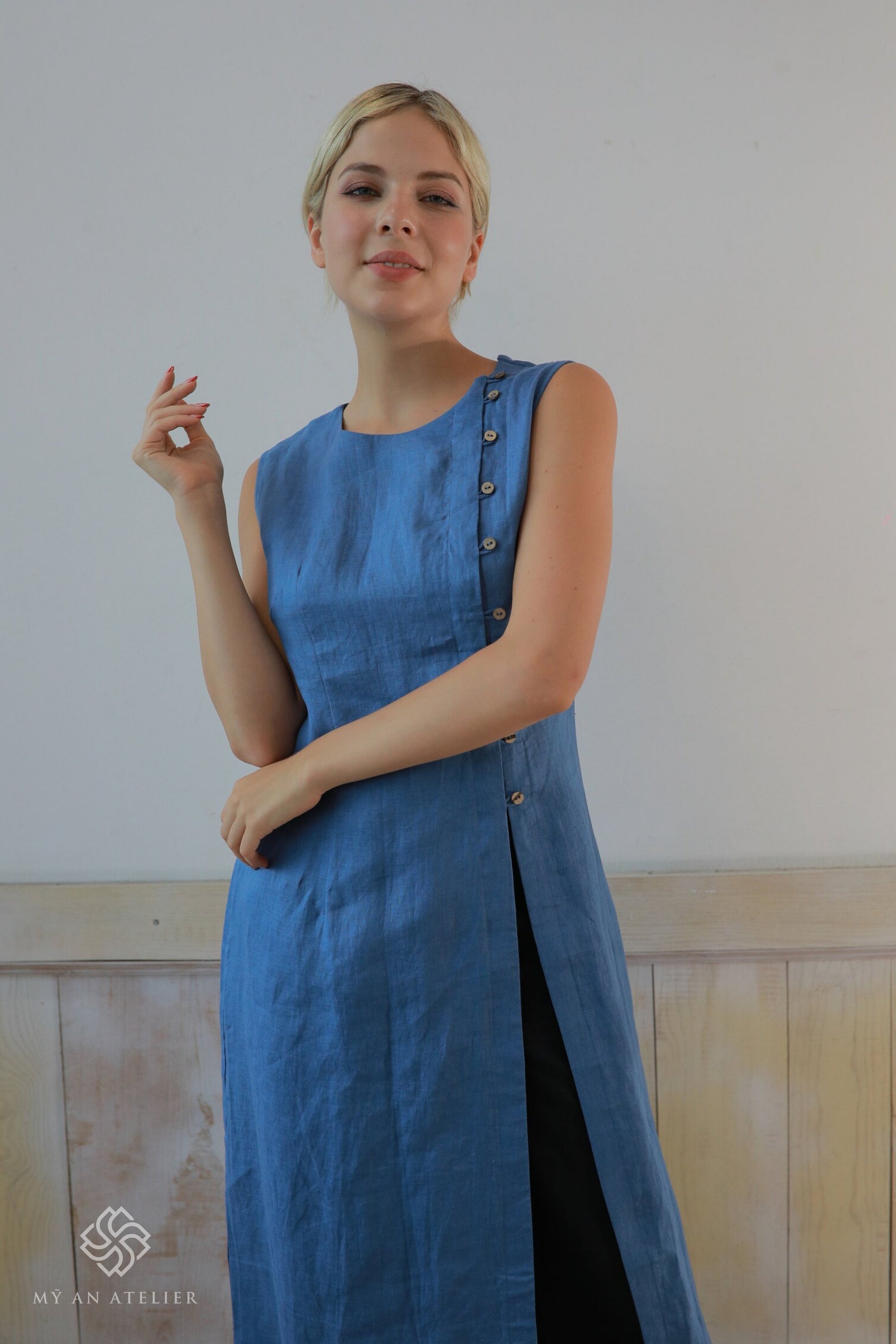 Linen Vietnamese tunic dress