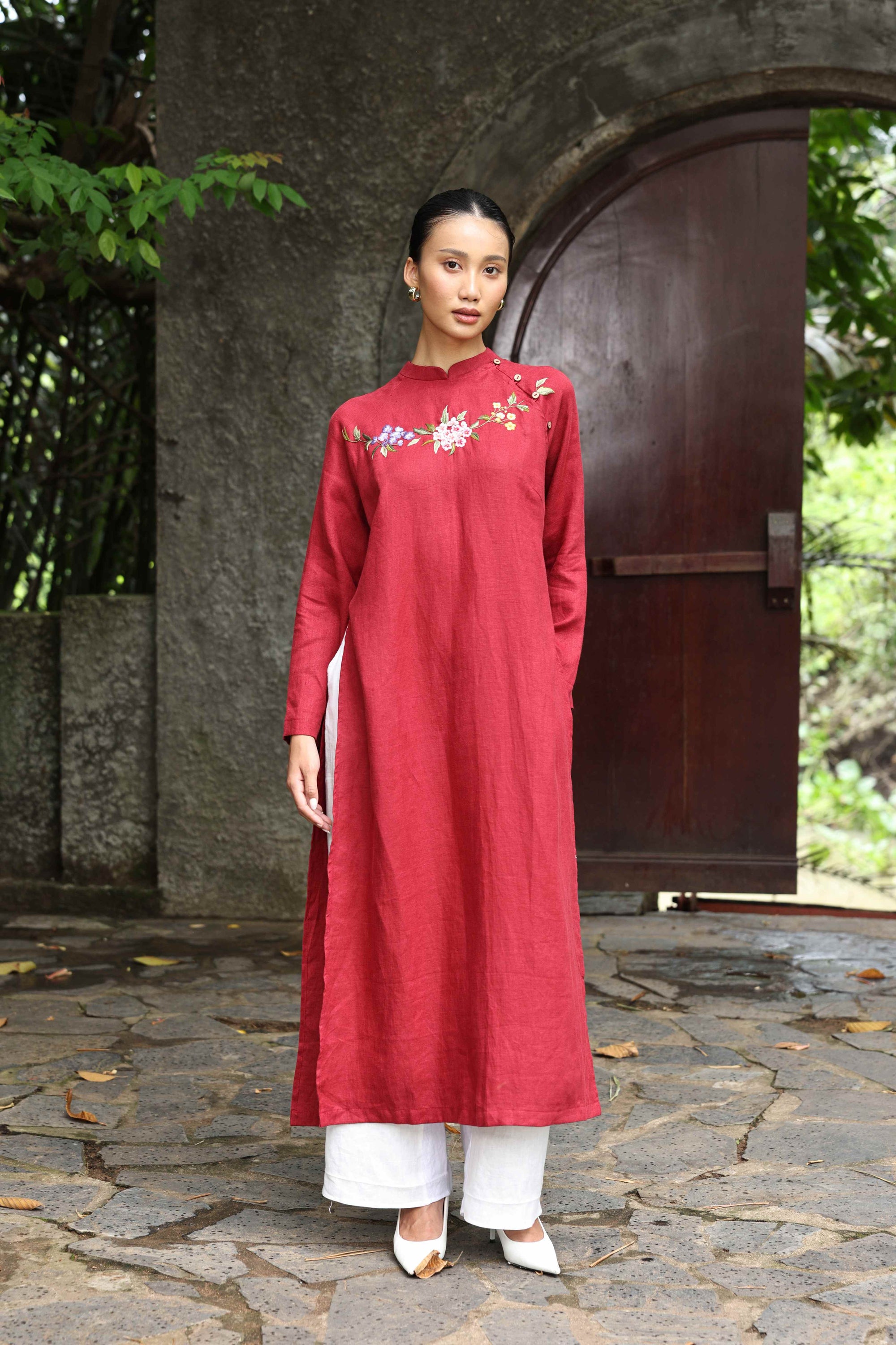 linen women traditional vietnamese dress