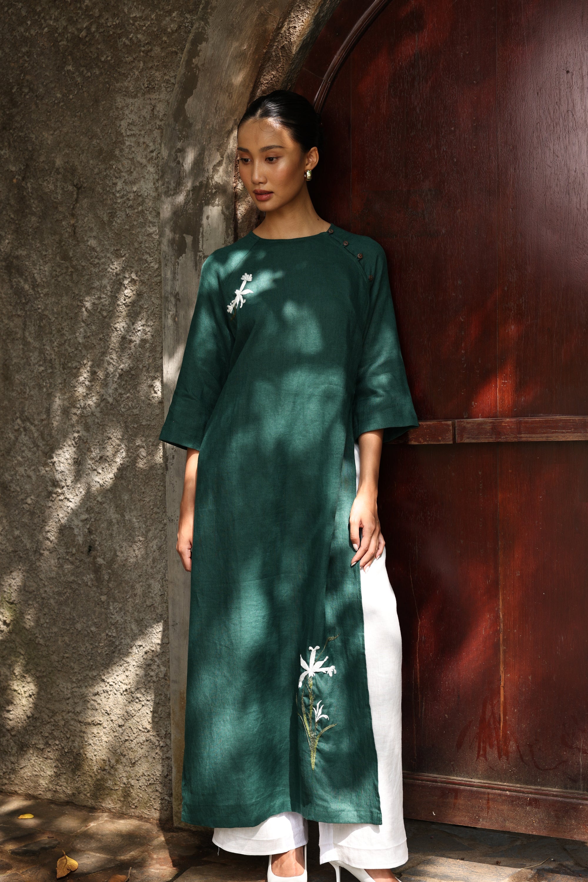 modern ao dai for wedding guests