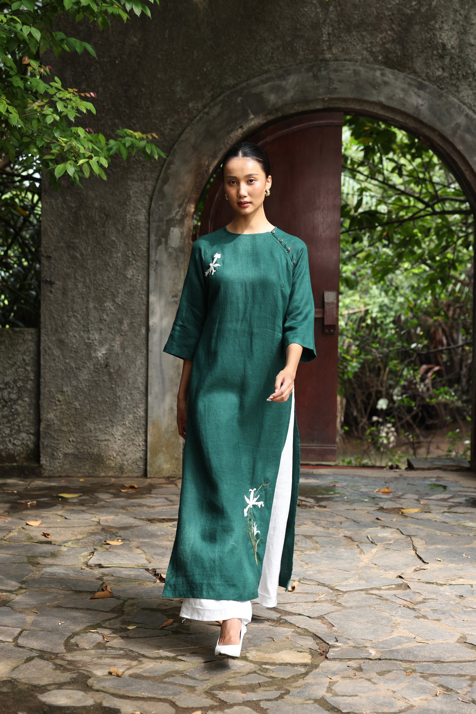 modern ao dai for wedding guests