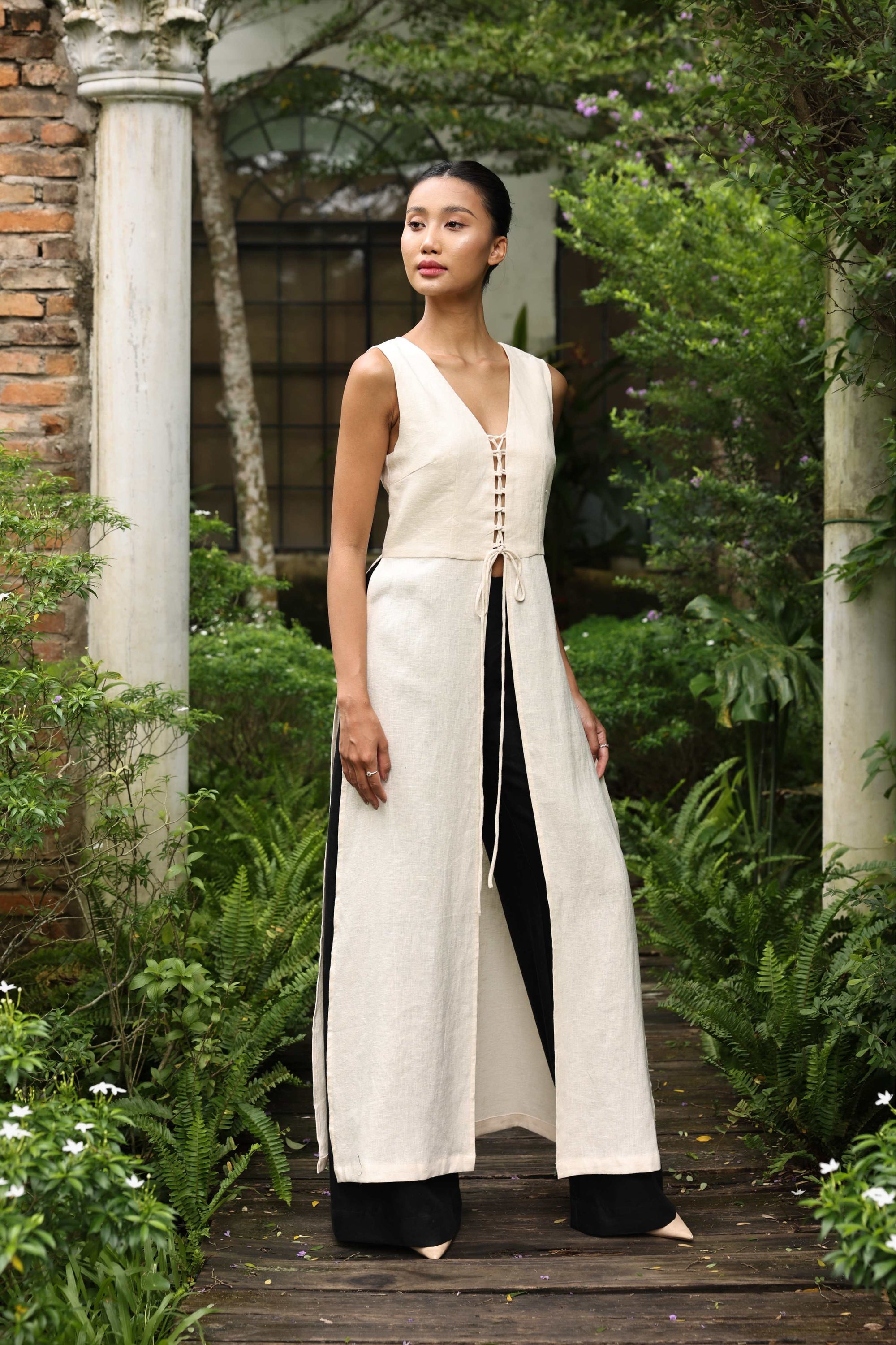 Modern ao dai linen tunic