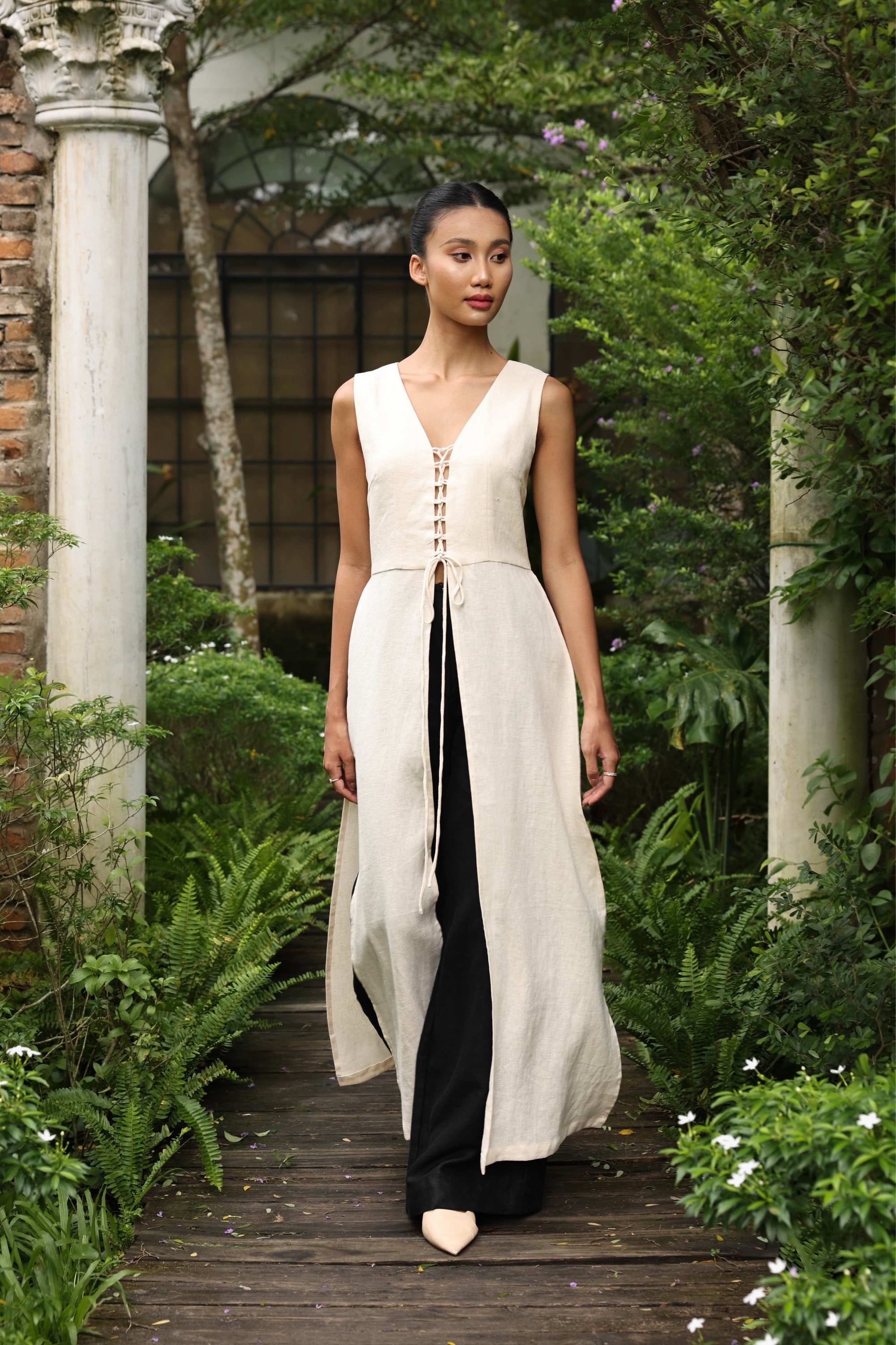 Modern ao dai linen tunic