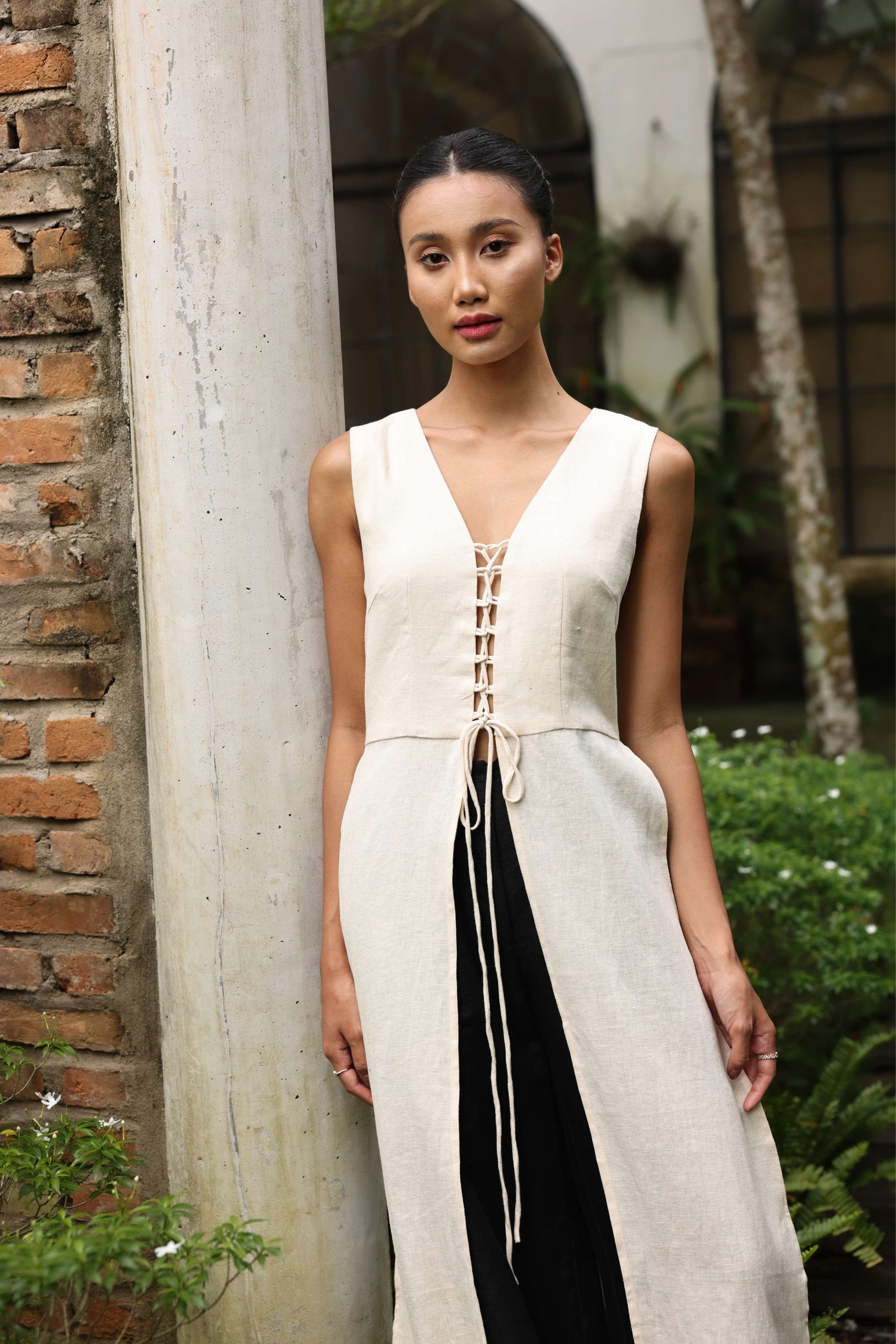 Modern ao dai linen tunic