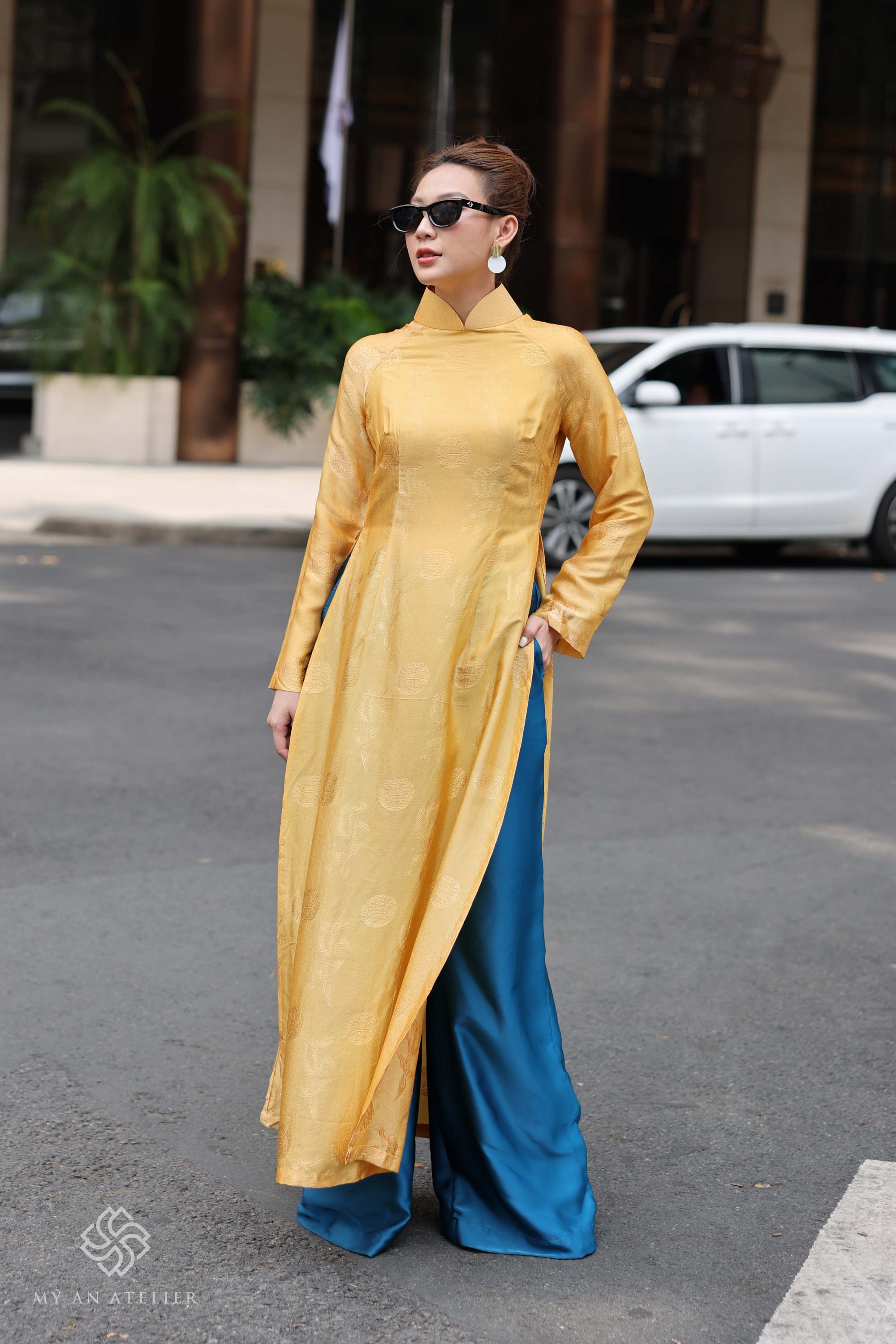 Mulberry silk high neck Vietnamese dress