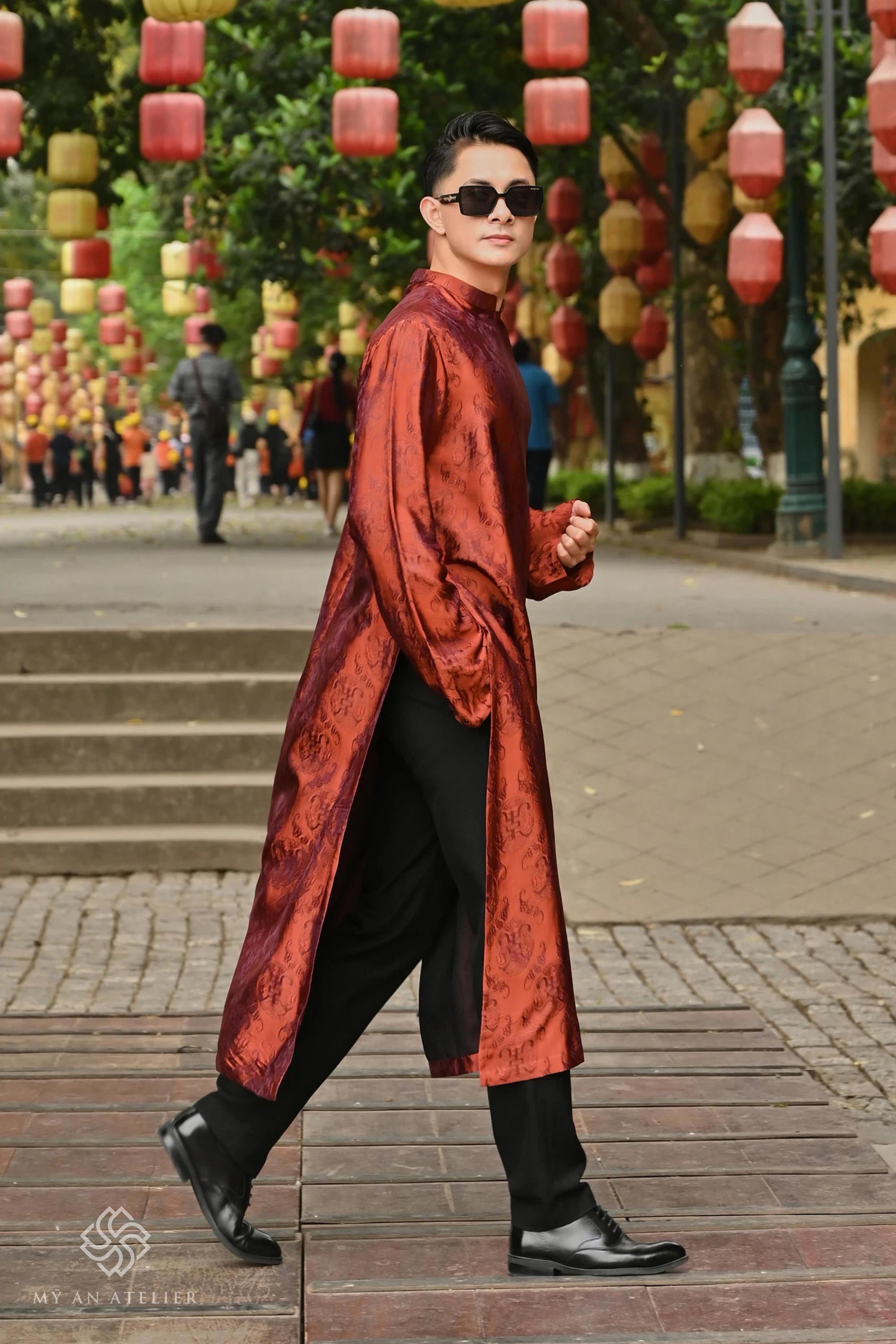 Mulberry silk men ao dai