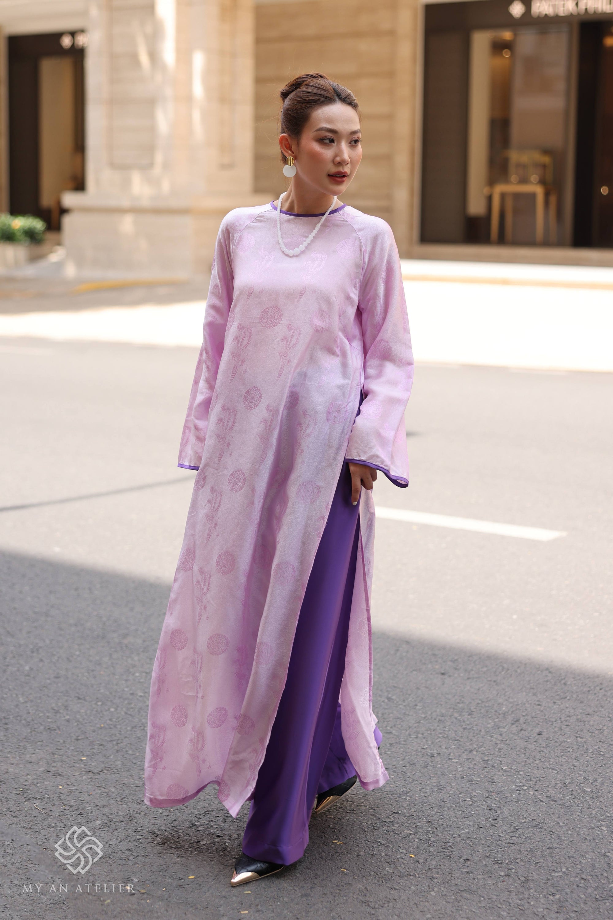 Mulberry silk modern Vietnamese dress