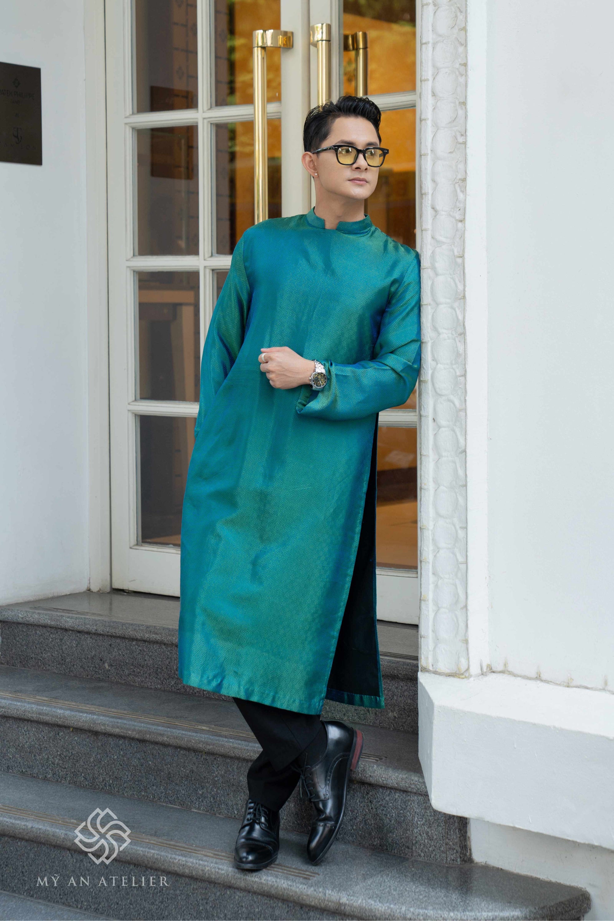 Mulberry silk tunic for men