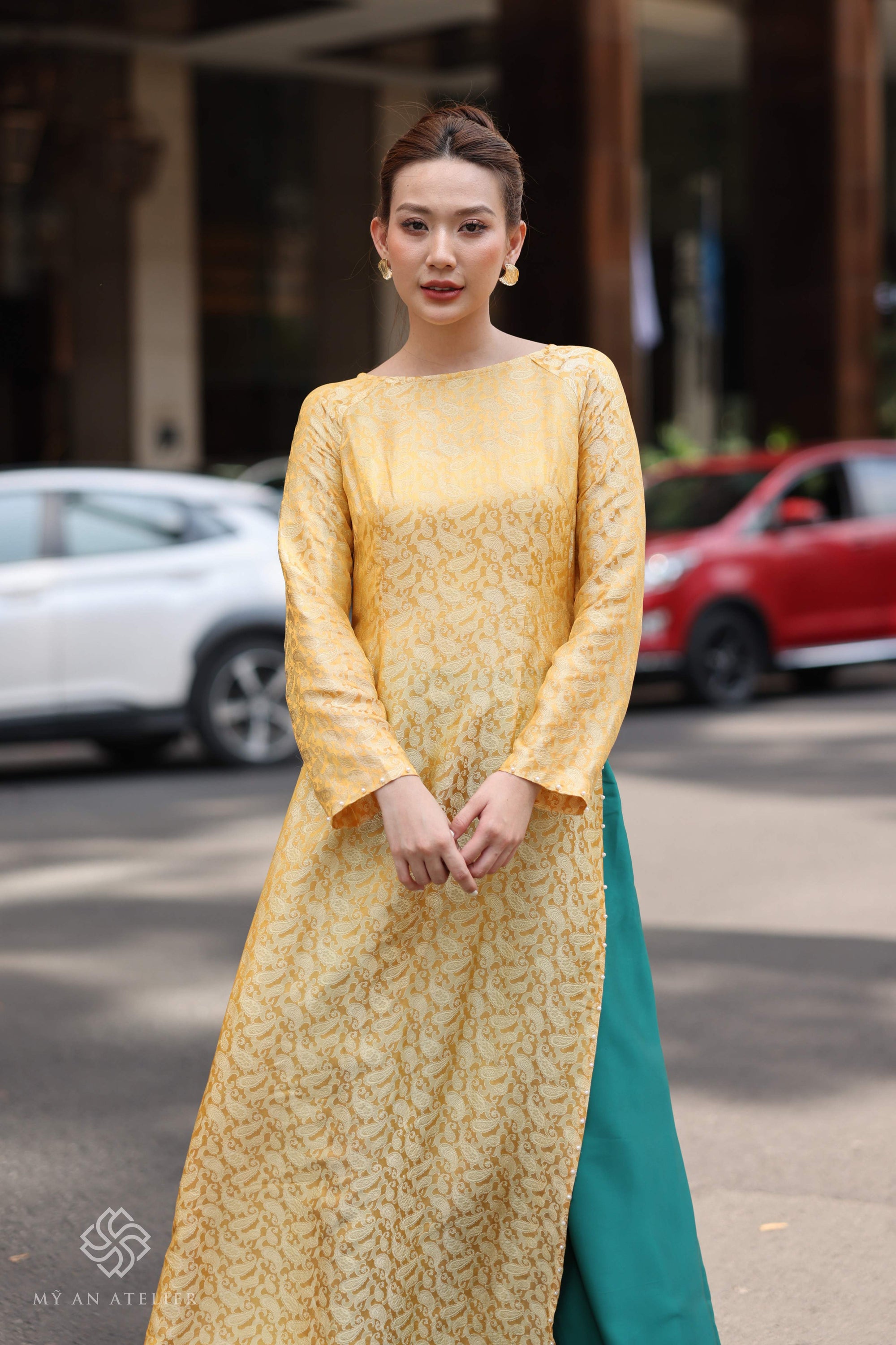 Mulberry silk Vietnam formal dress