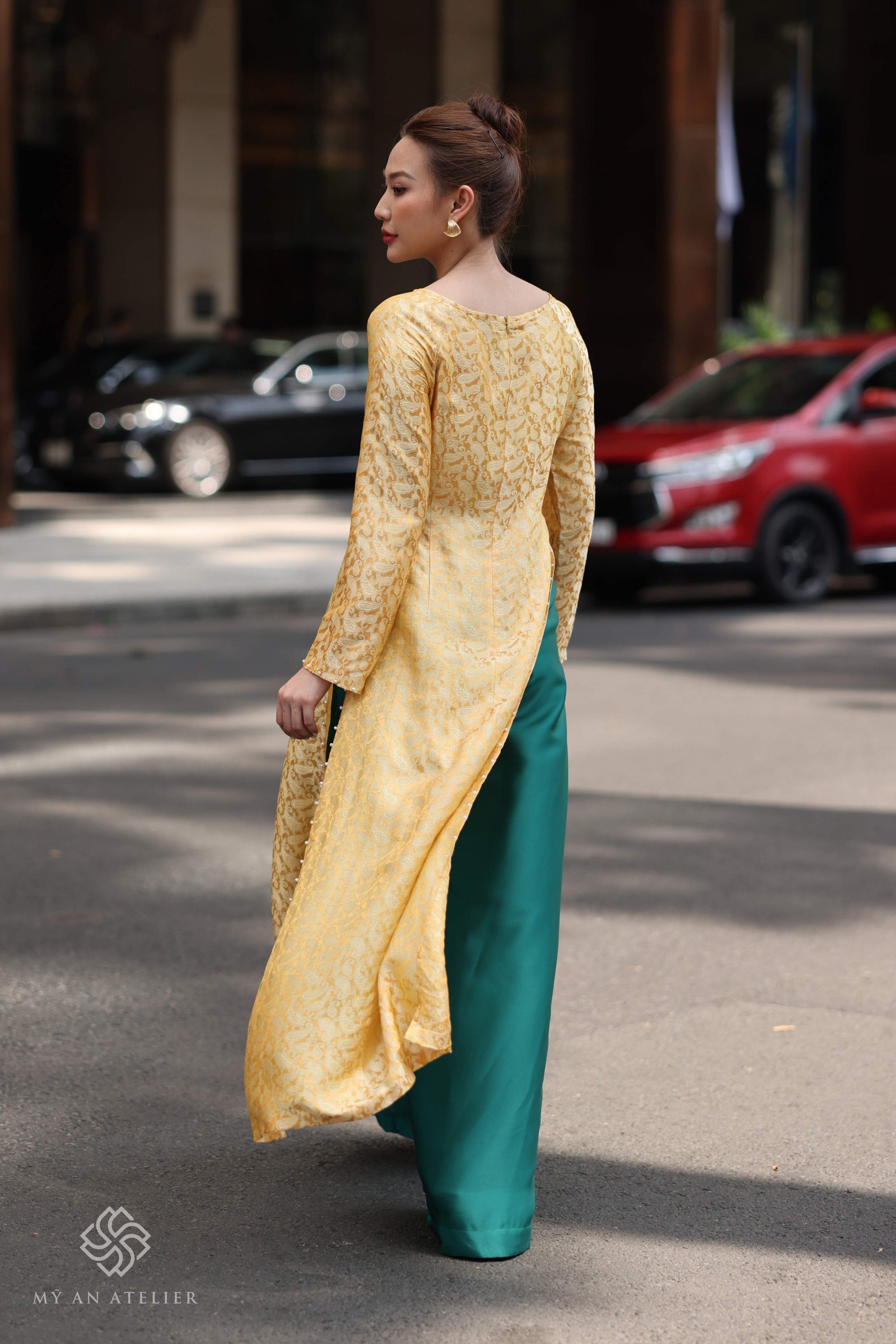 Mulberry silk Vietnam formal dress