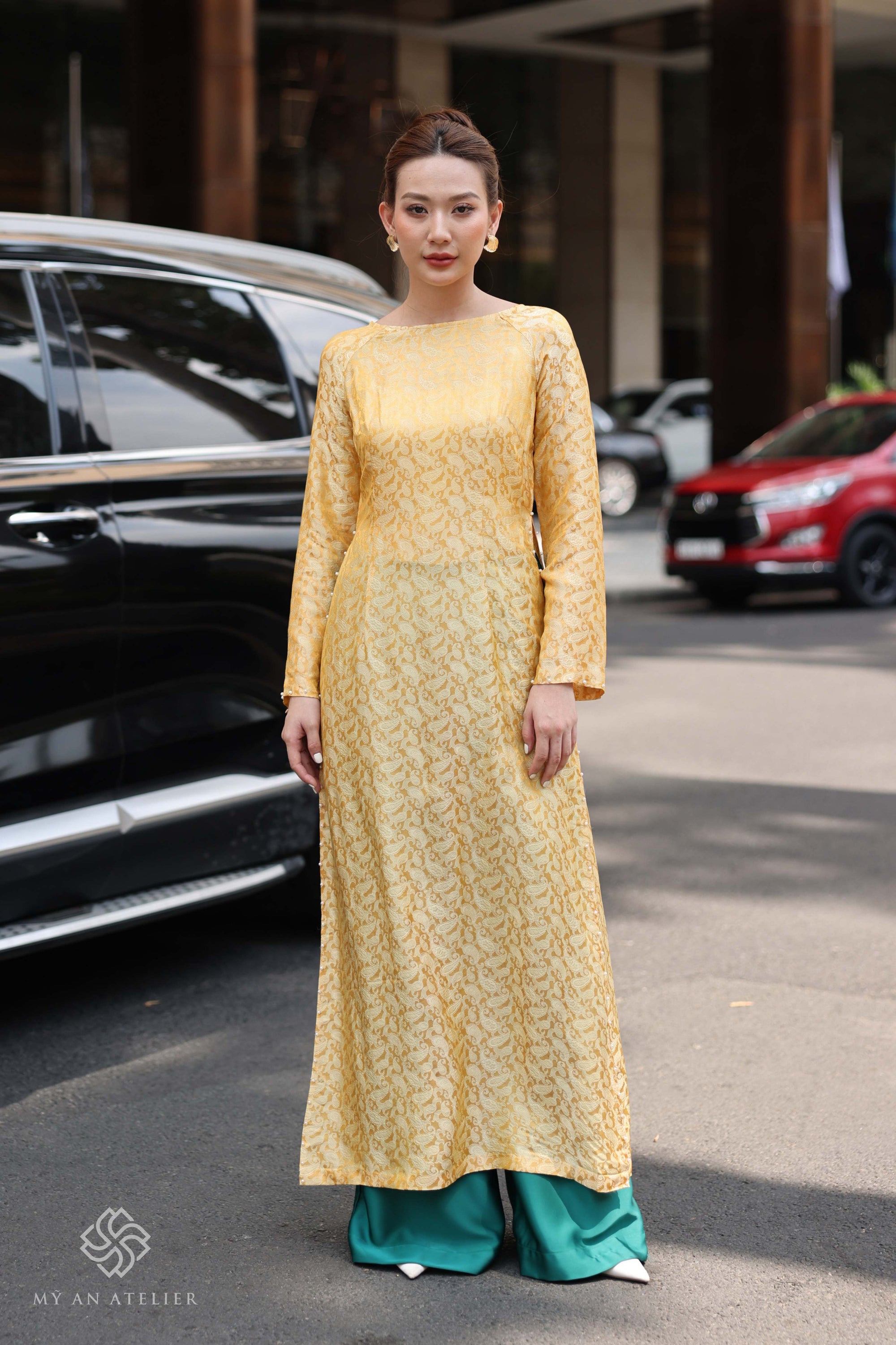 Mulberry silk Vietnam formal dress