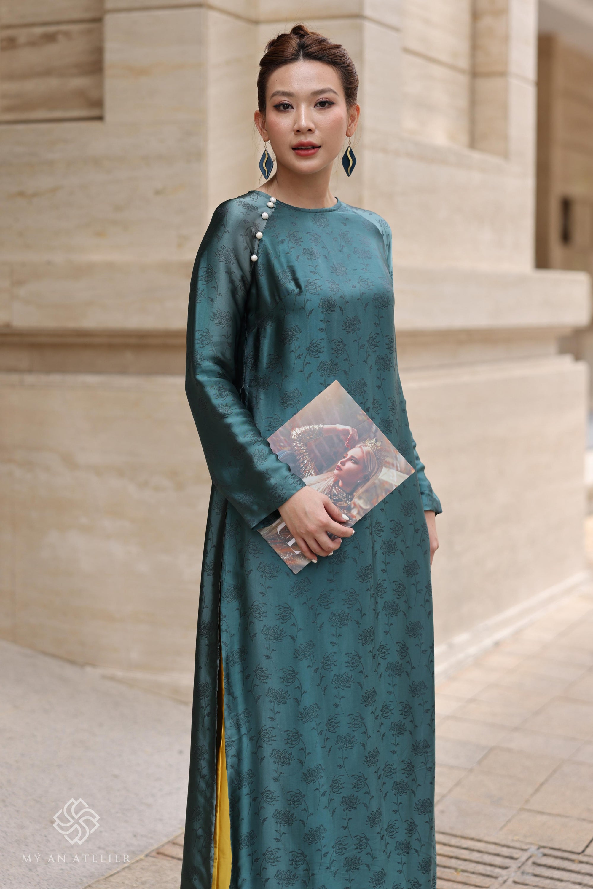 Mulberry silk Vietnamese ao dai