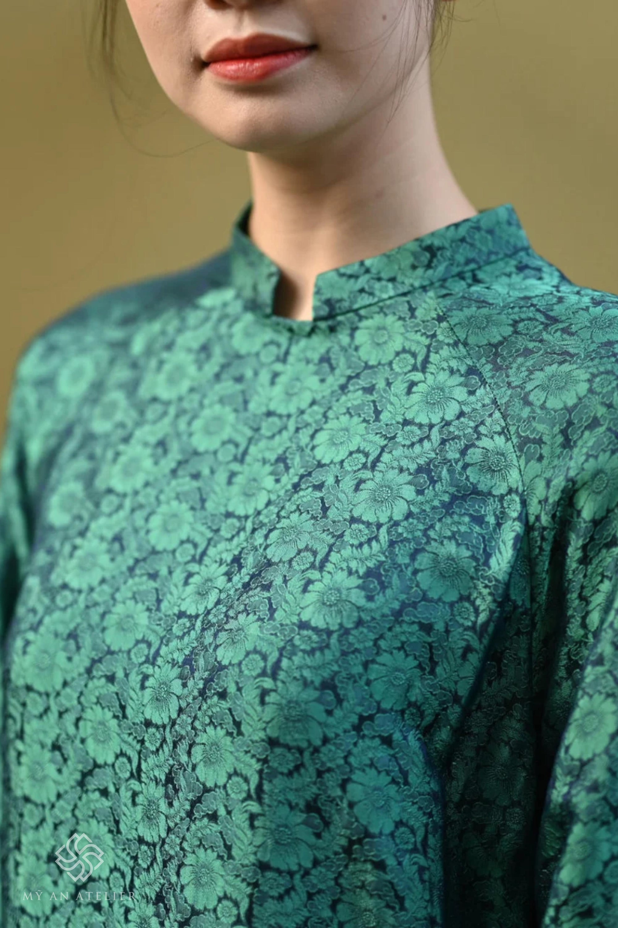 Mulberry silk Vietnamese dress modern