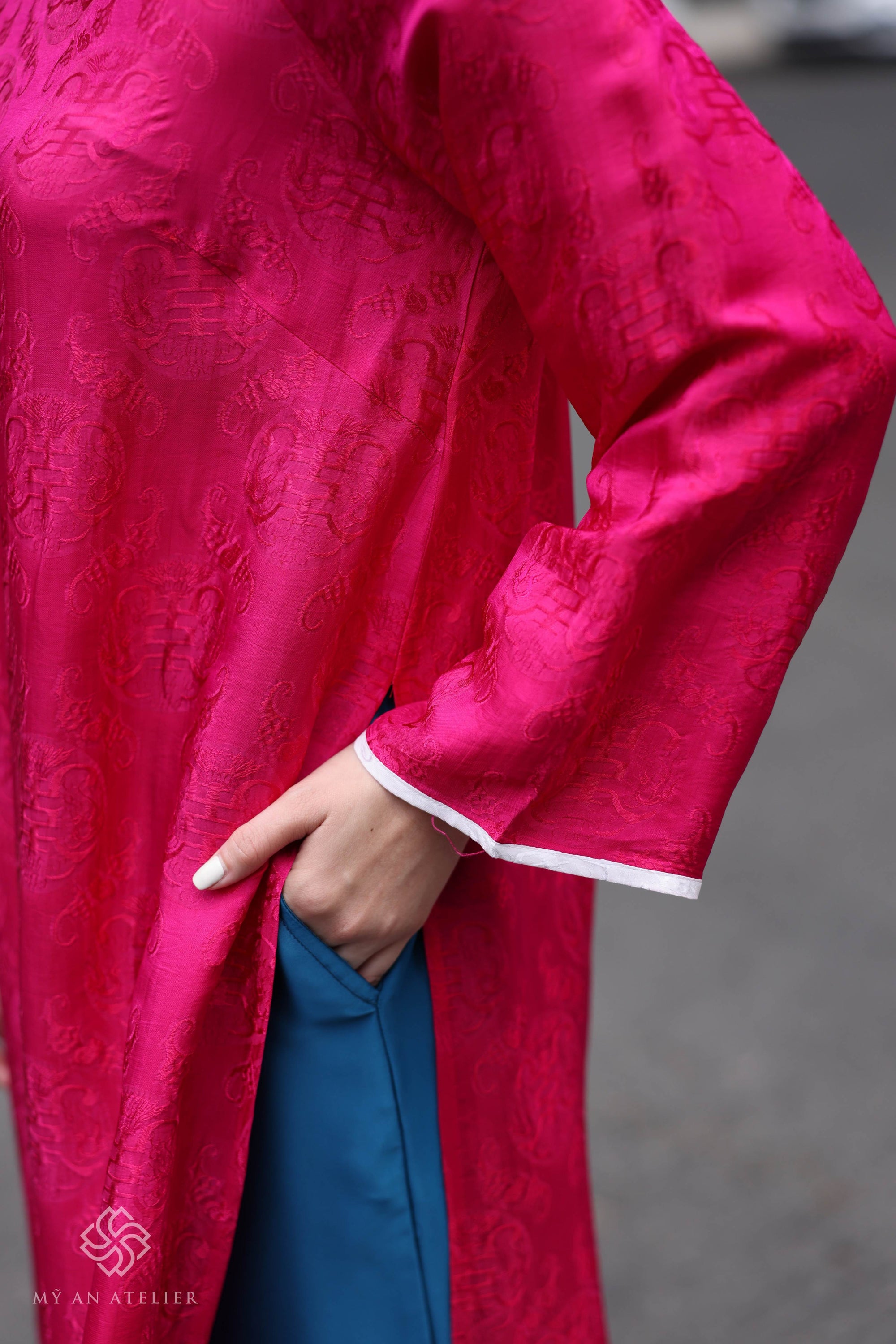 Mulberry silk Vietnamese dress women