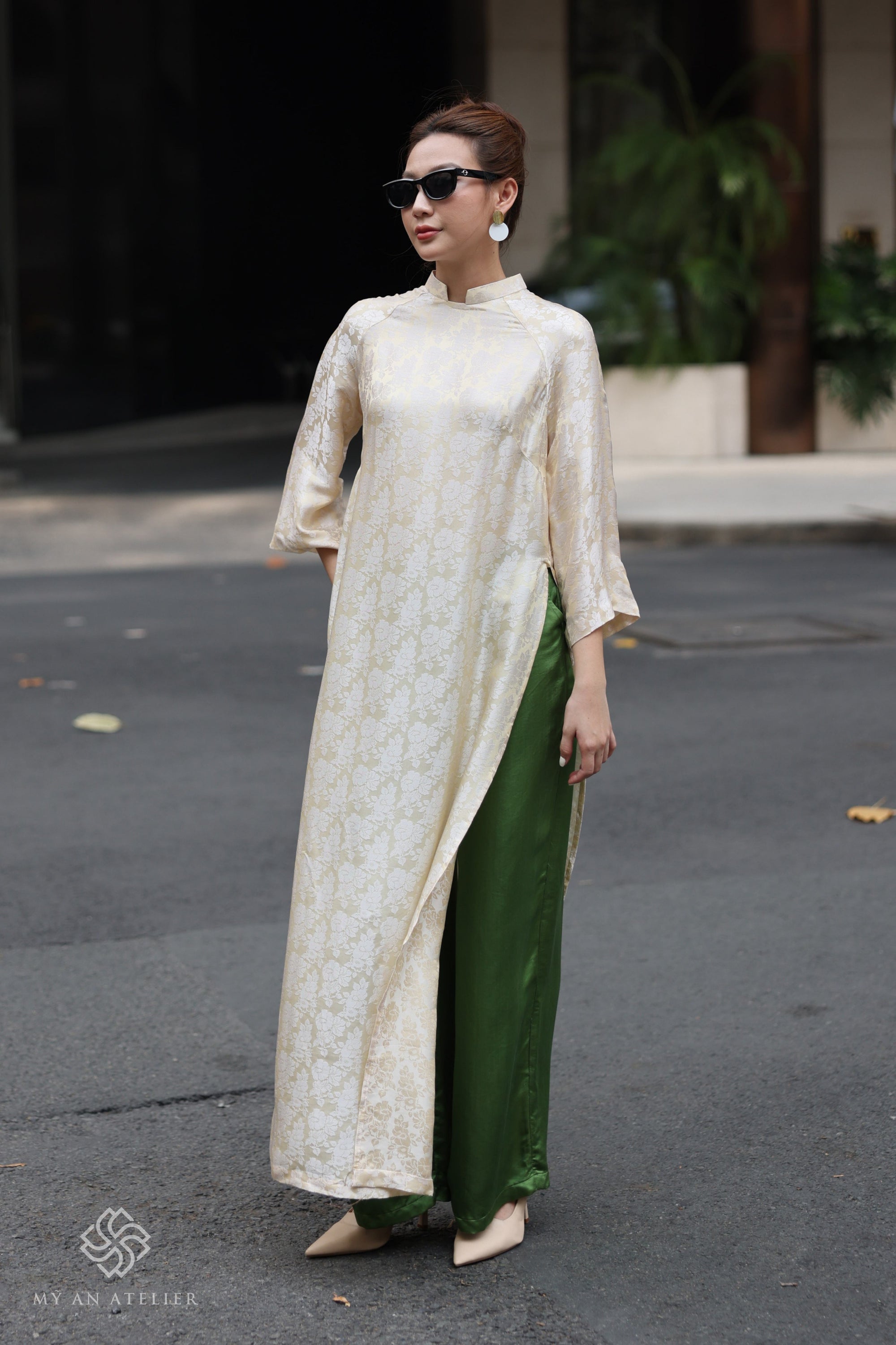 Mulberry silk Vietnamese formal dress