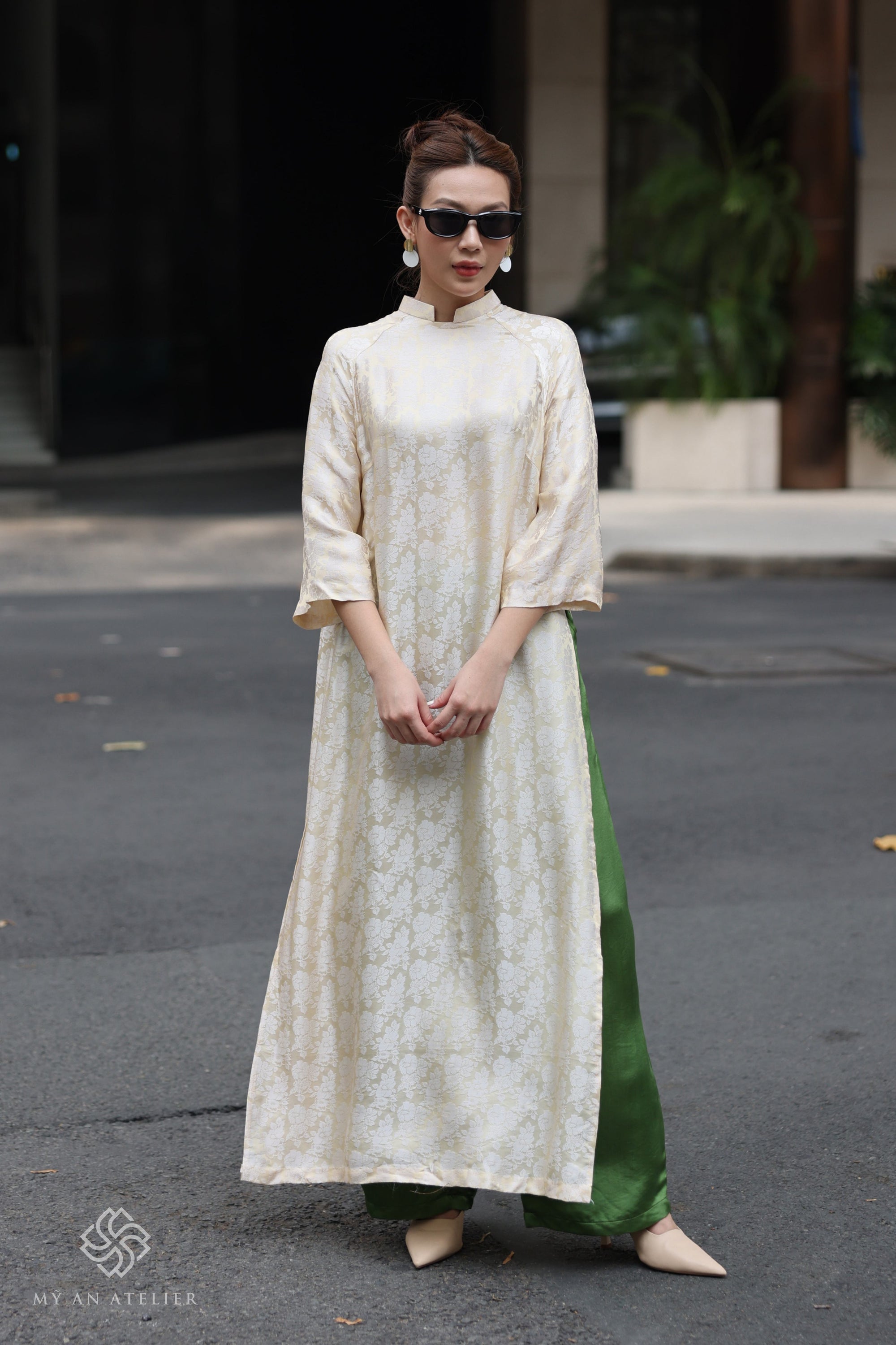 Mulberry silk Vietnamese formal dress