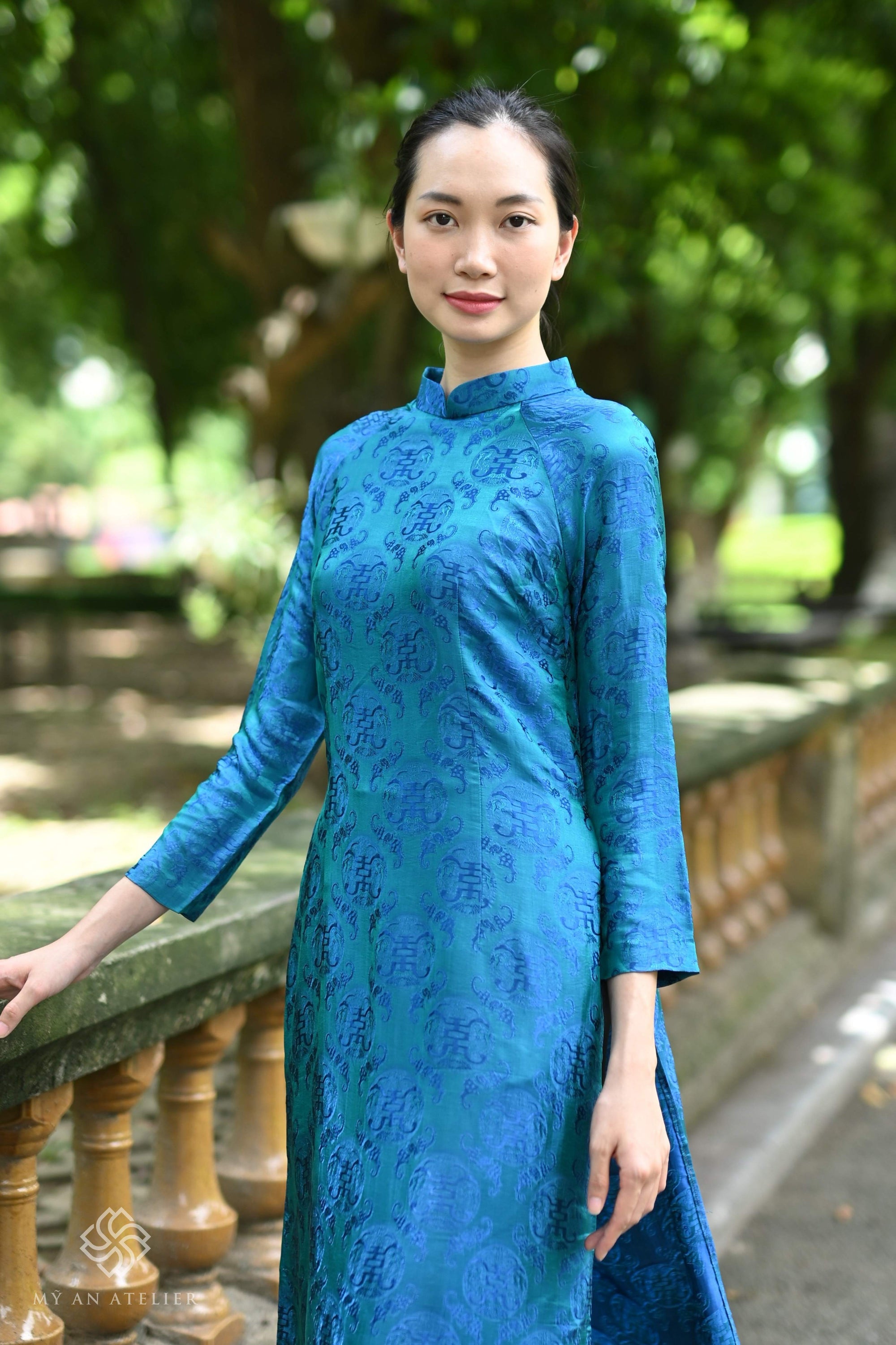 Mulberry silk Vietnamese traditional costumes