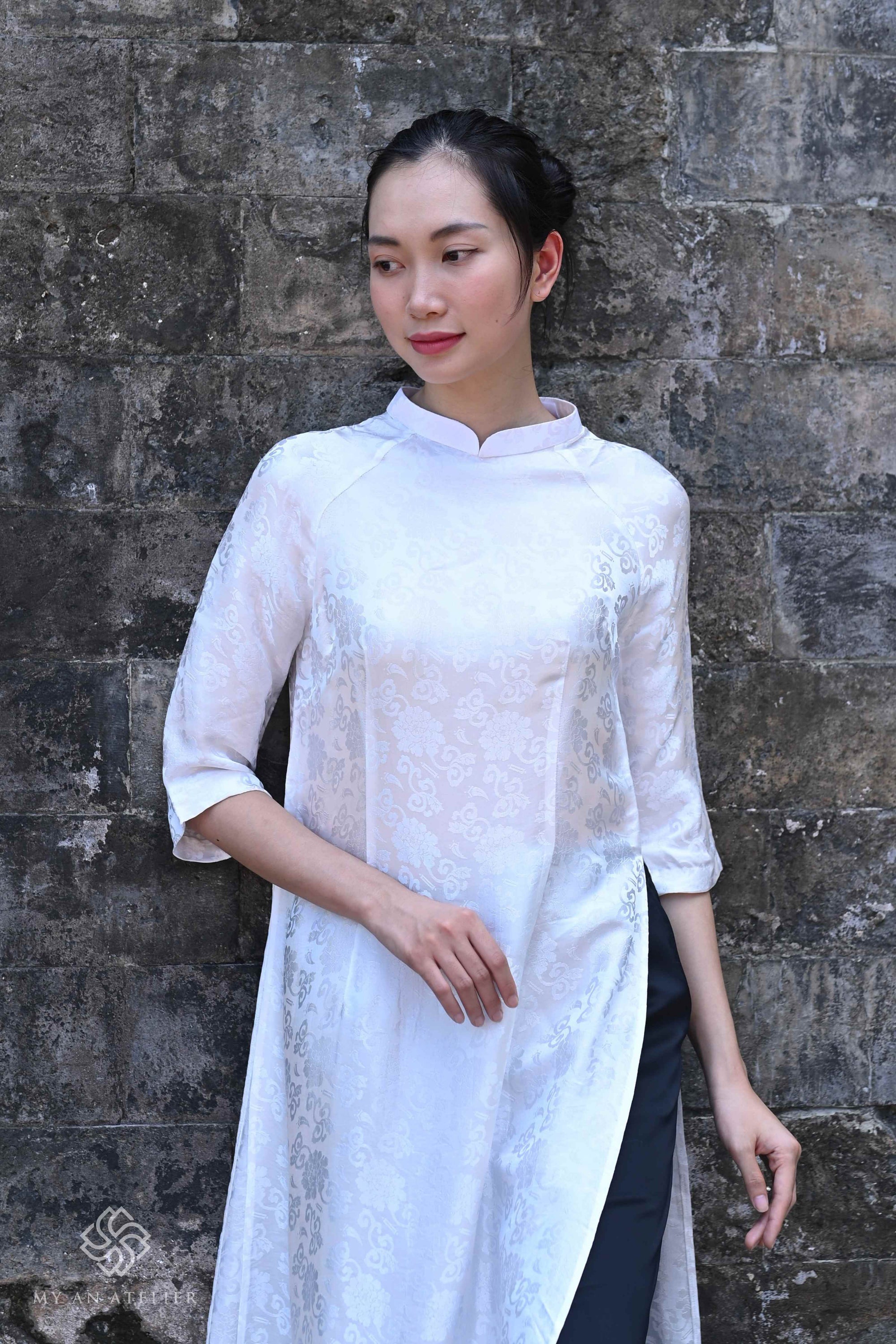 Mulberry silk white ao dai