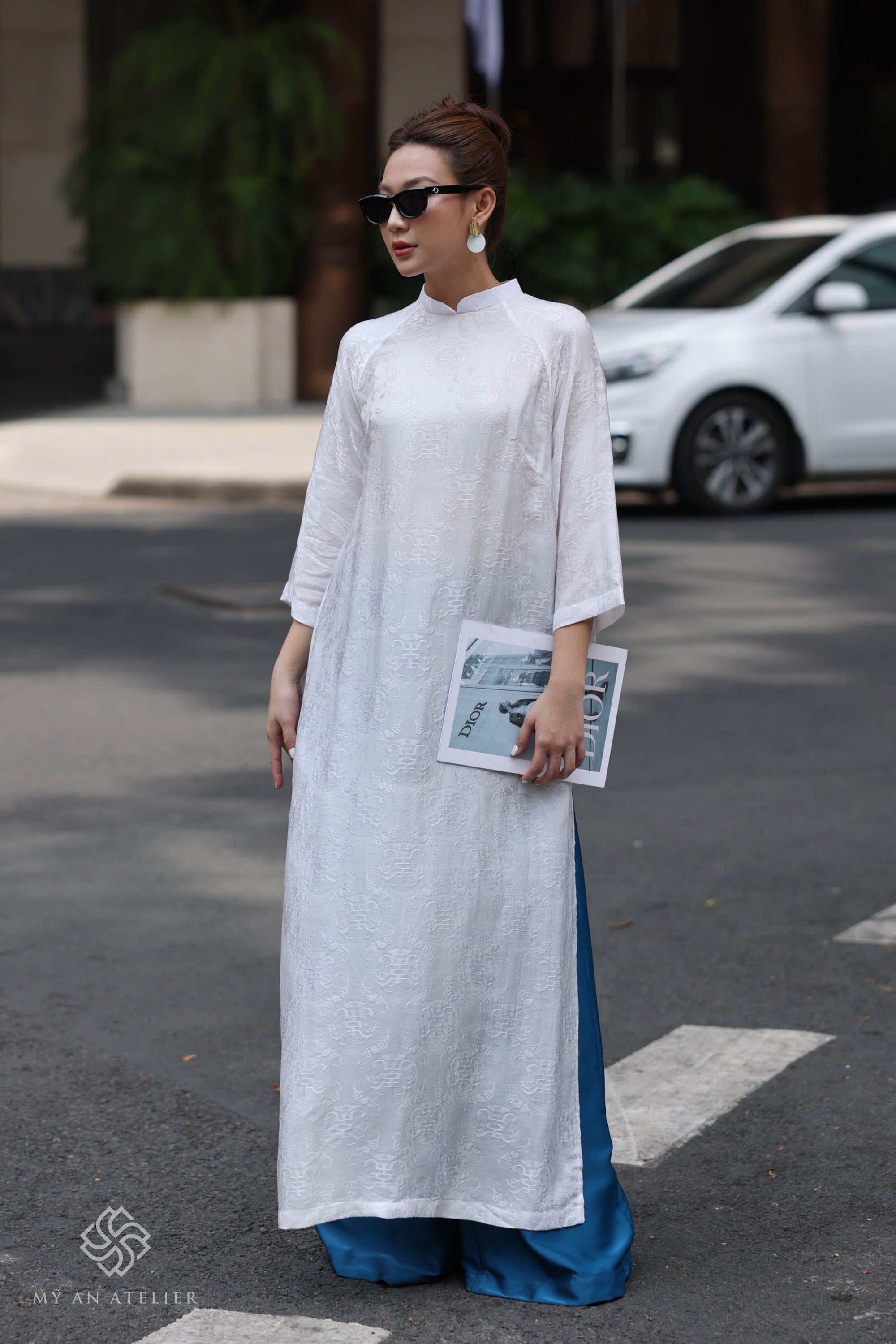 Mulberry silk white Vietnamese dress
