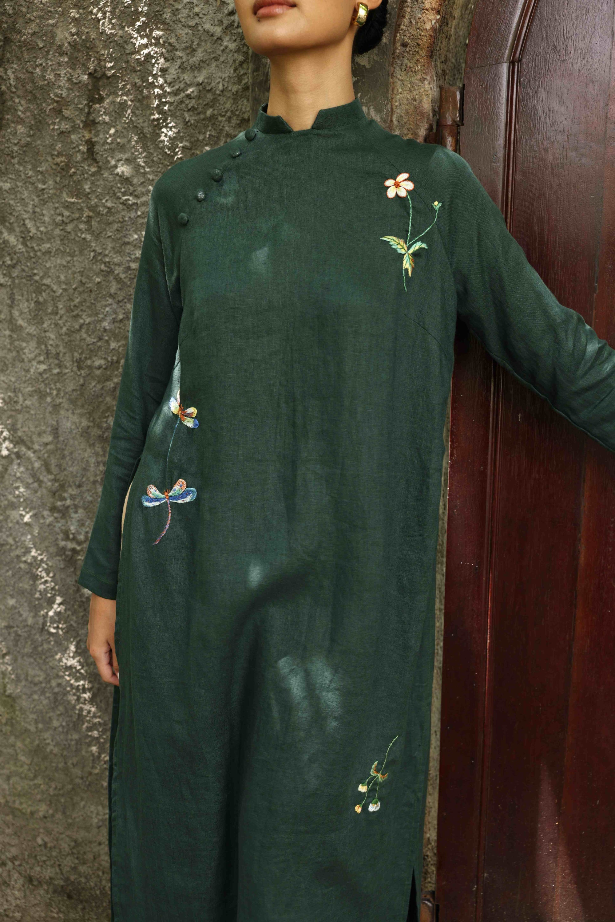 plus size Vietnamese linen ao dai