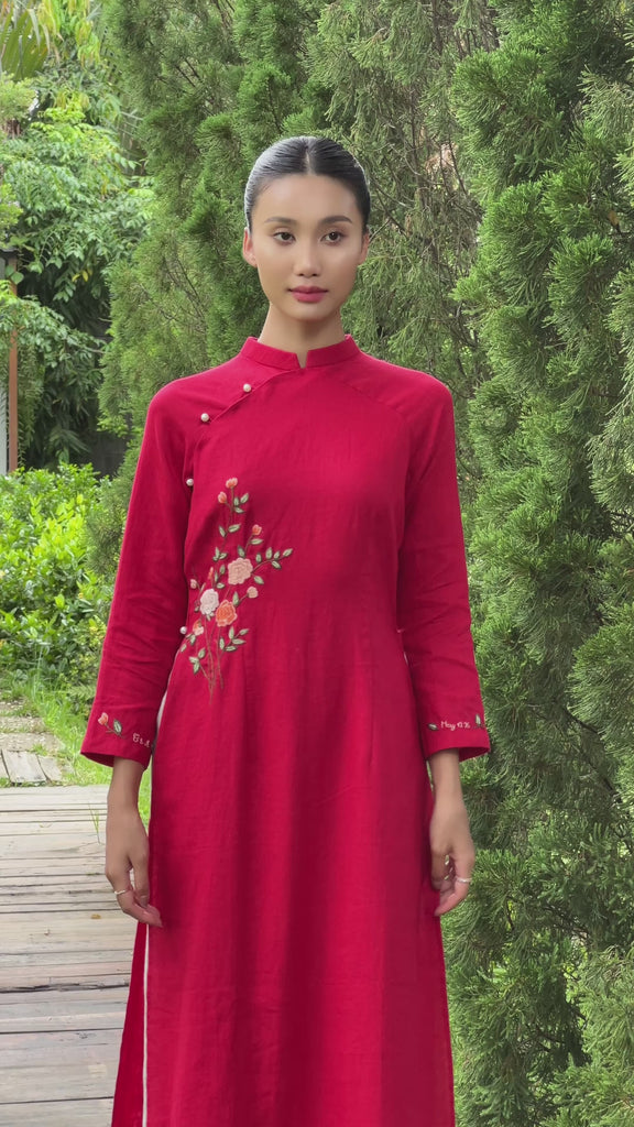 Red bridal Vietnamese linen ao dai