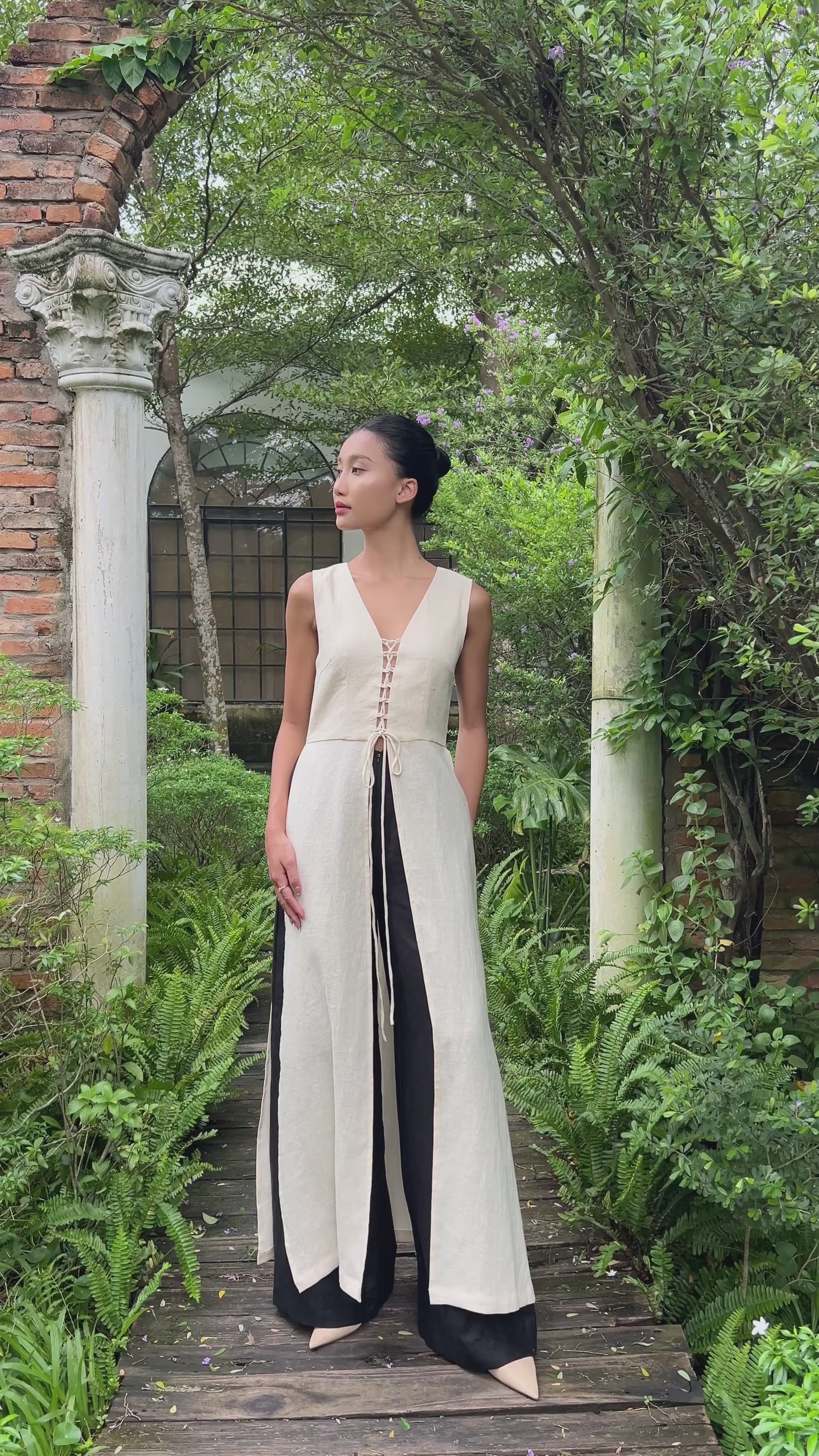 Modern ao dai linen tunic