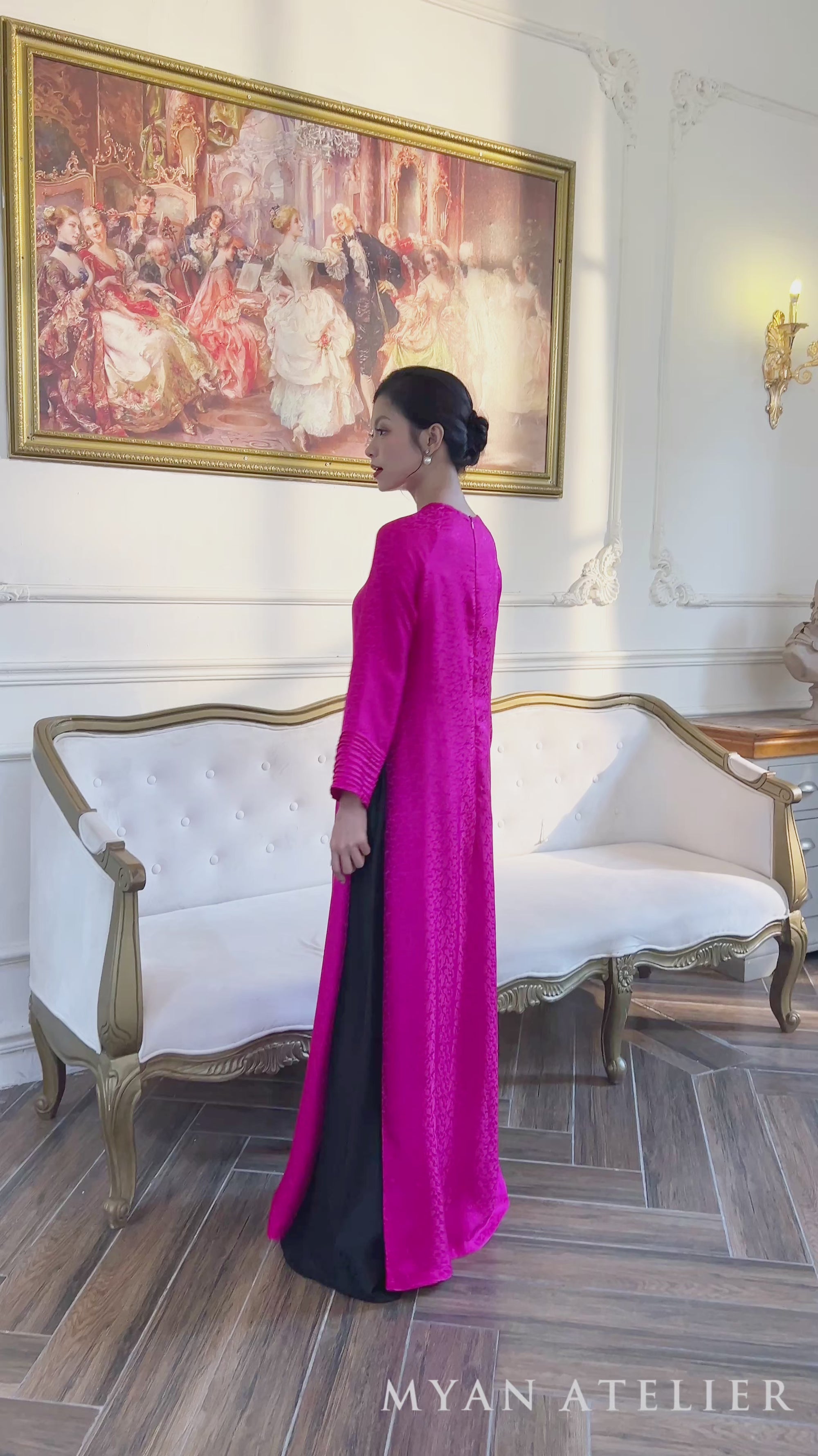 Silk ao dai with pleated sleeves
