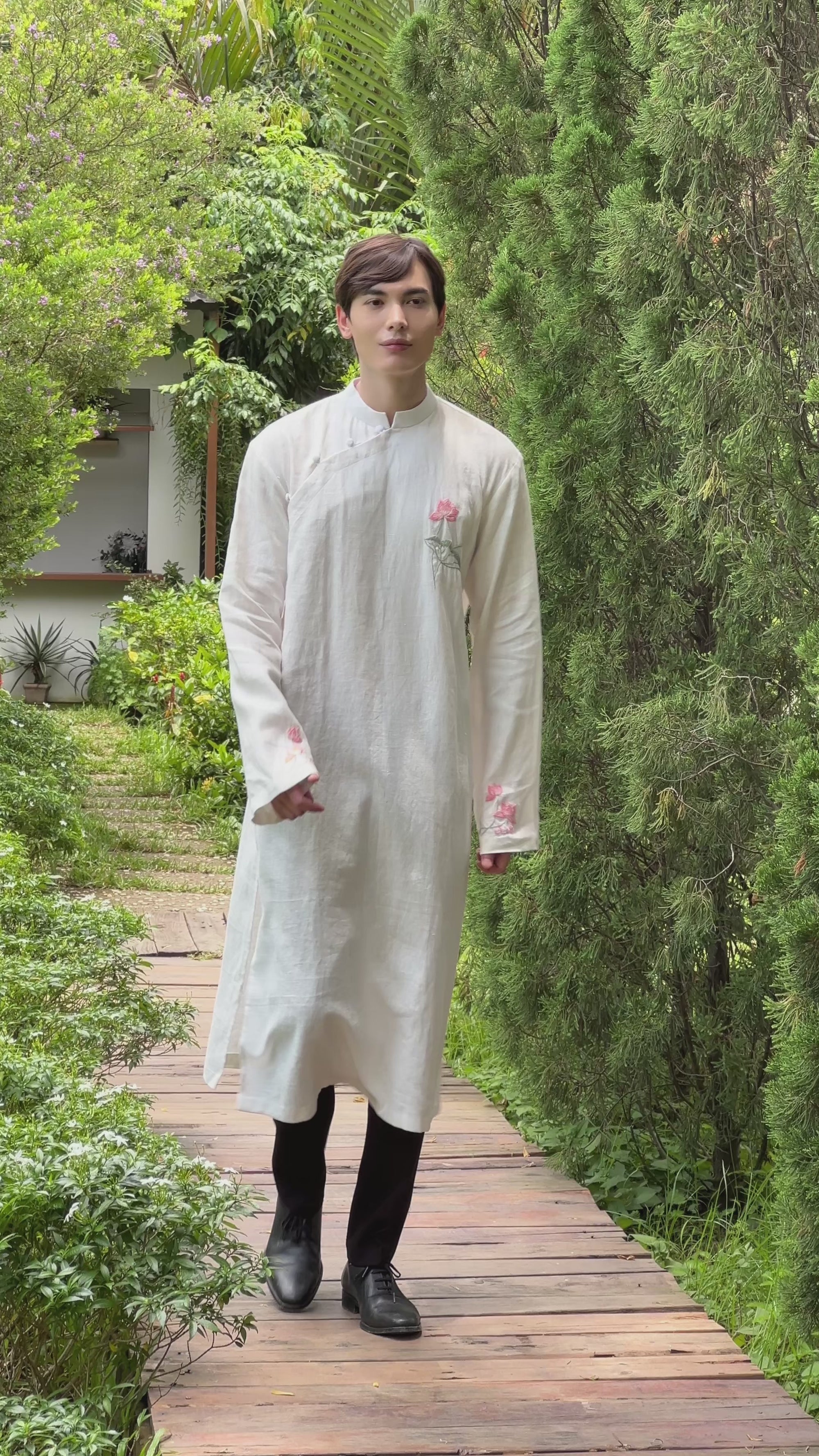 Vietnamese linen groom tunic
