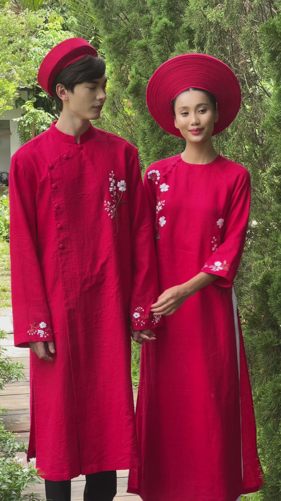 Red Vietnamese wedding ao dai set