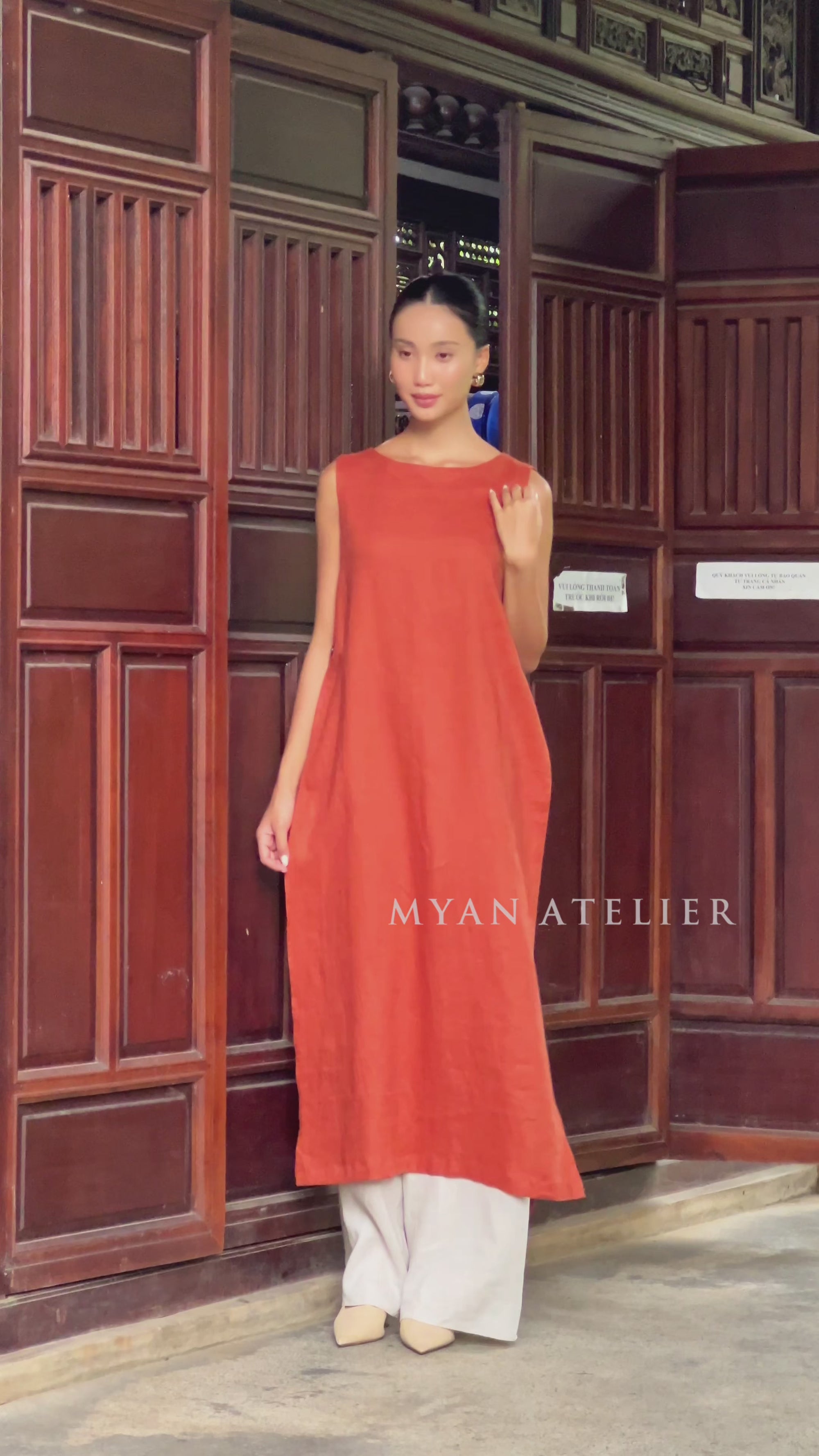 custom sleeveless linen ao dai
