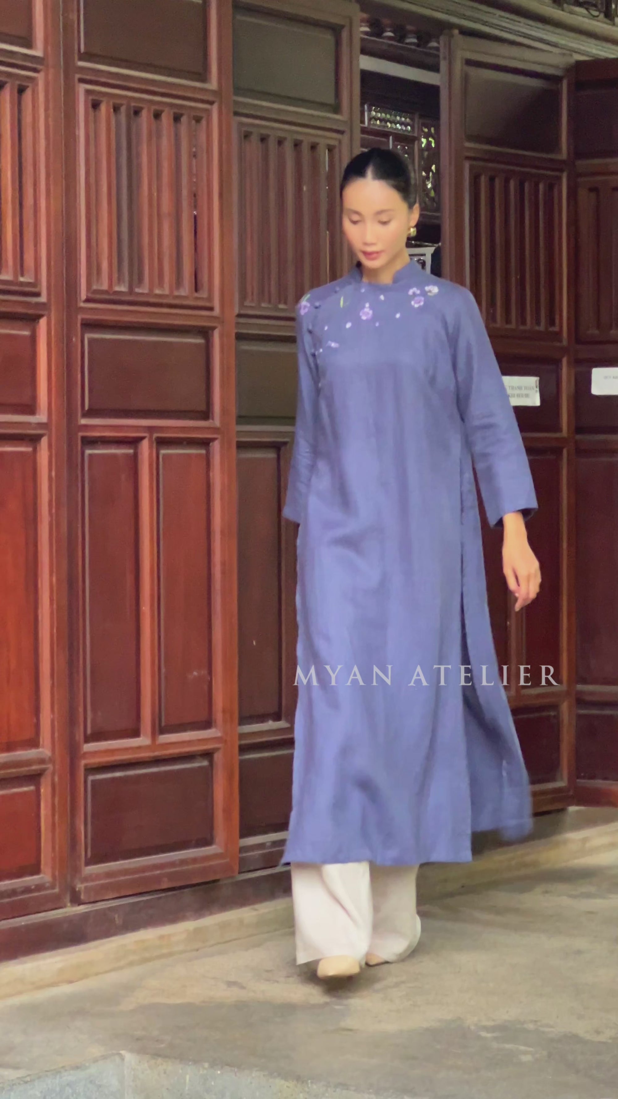 handmade embroidery linen ao dai