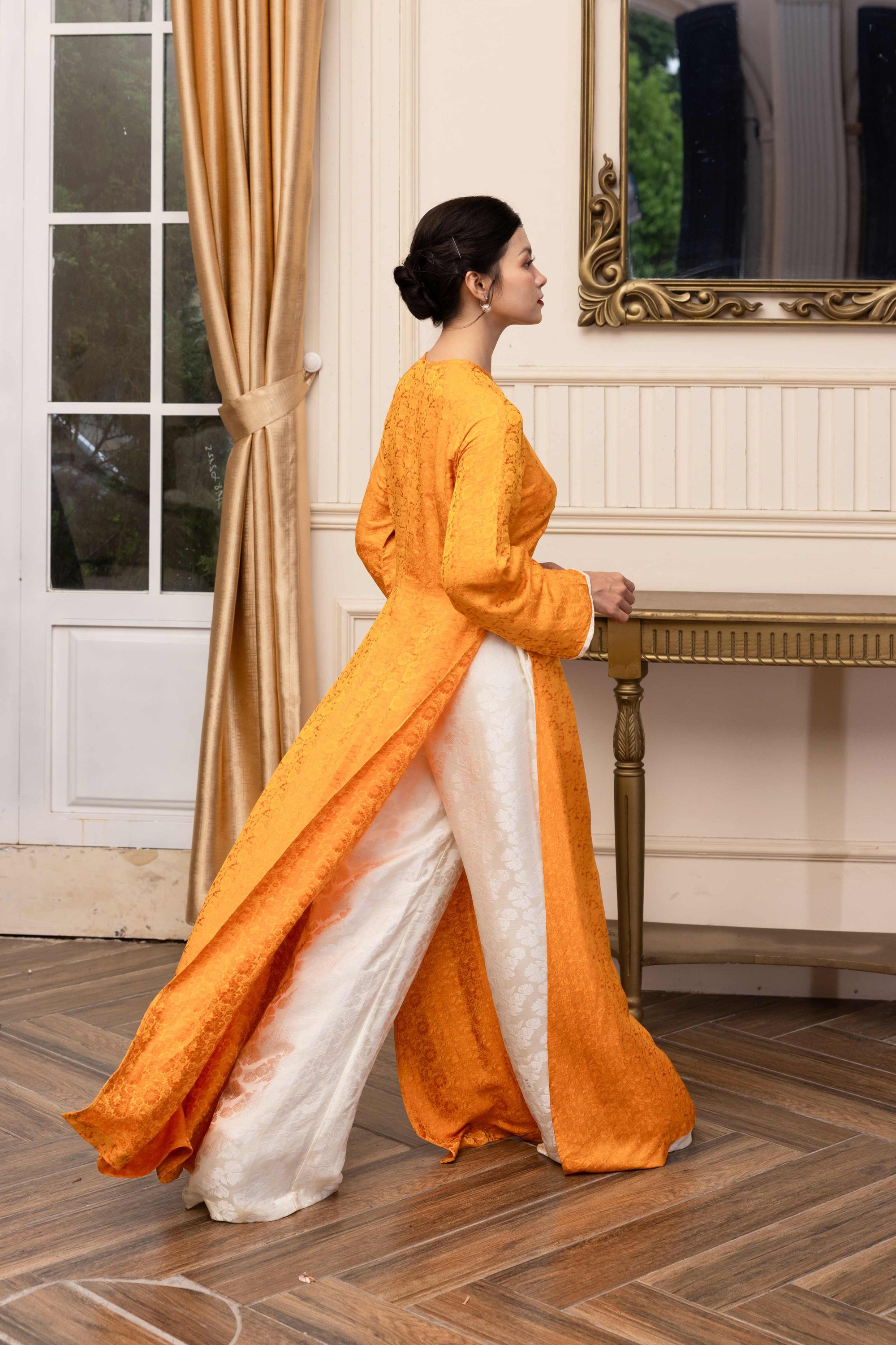 Traditional Vietnamese silk ao dai
