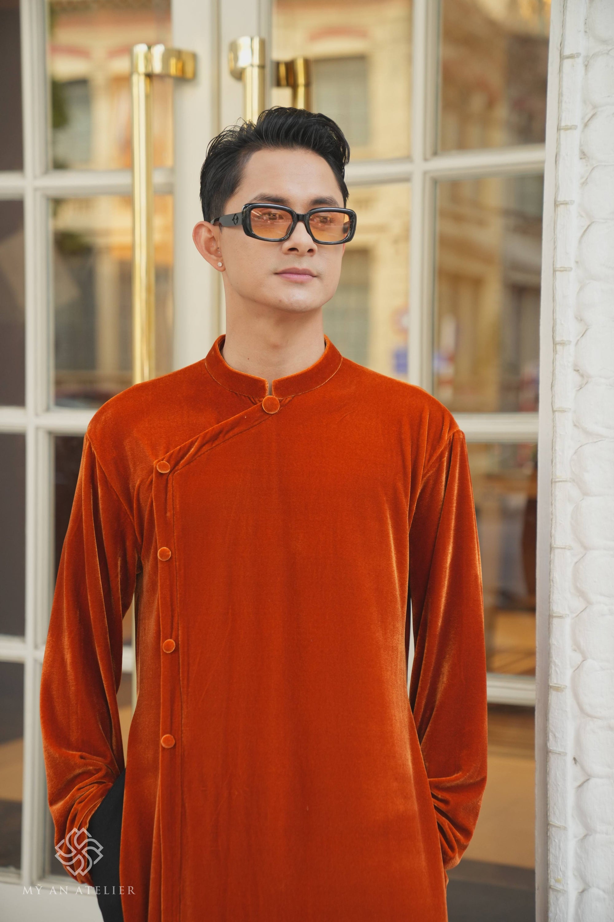 Velvet men's ao dai