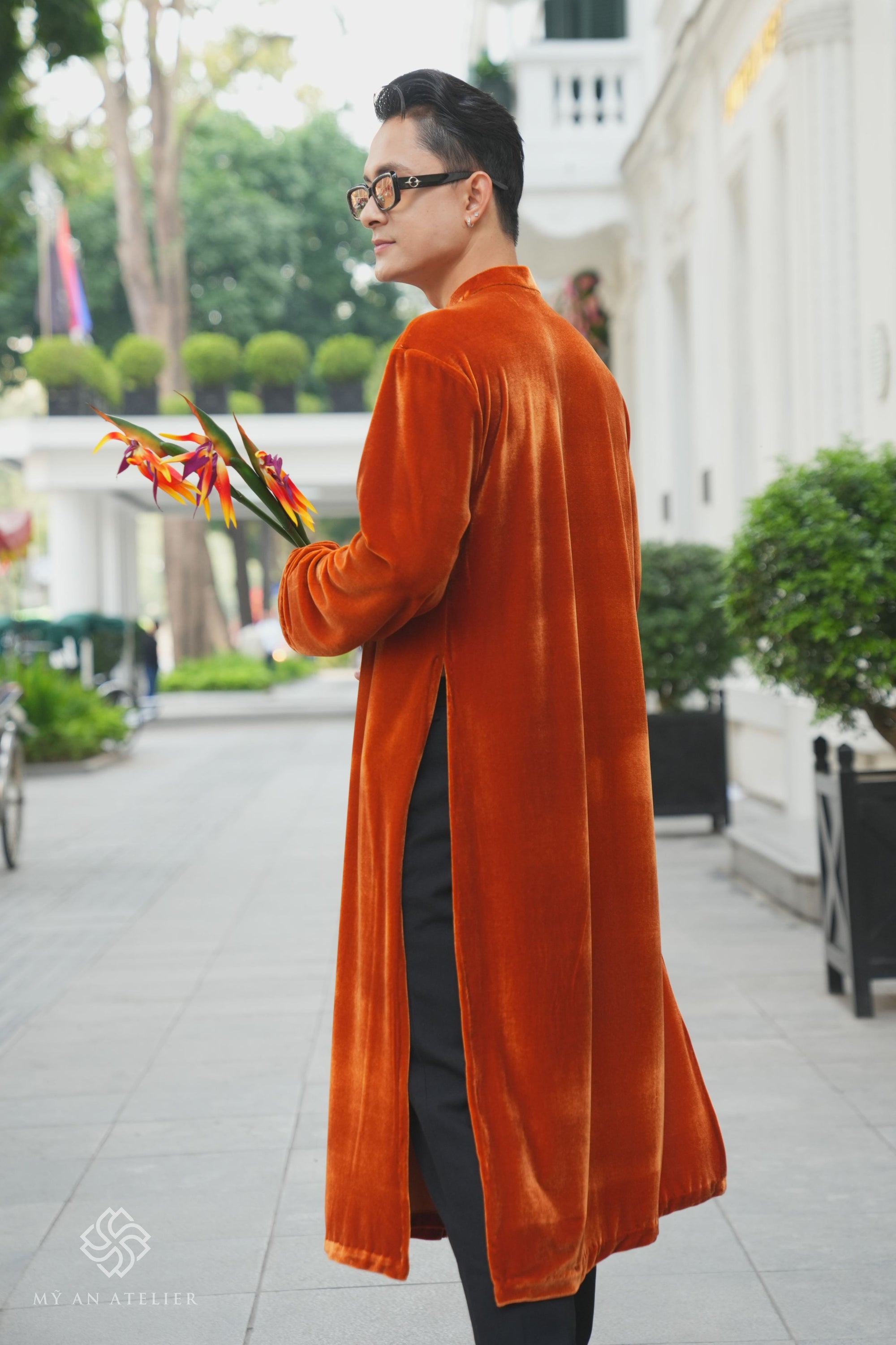 Velvet men's ao dai