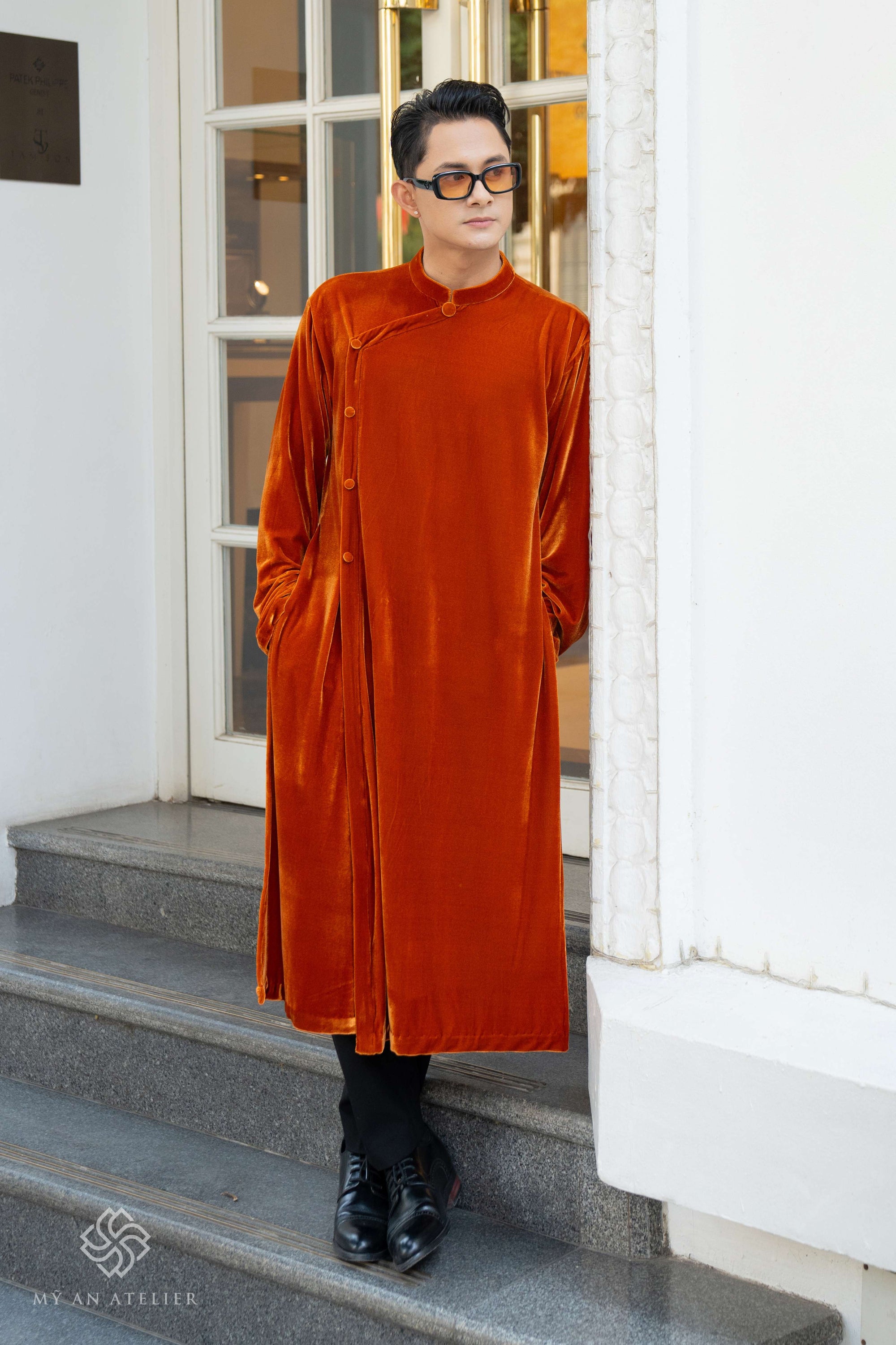 Velvet men's ao dai