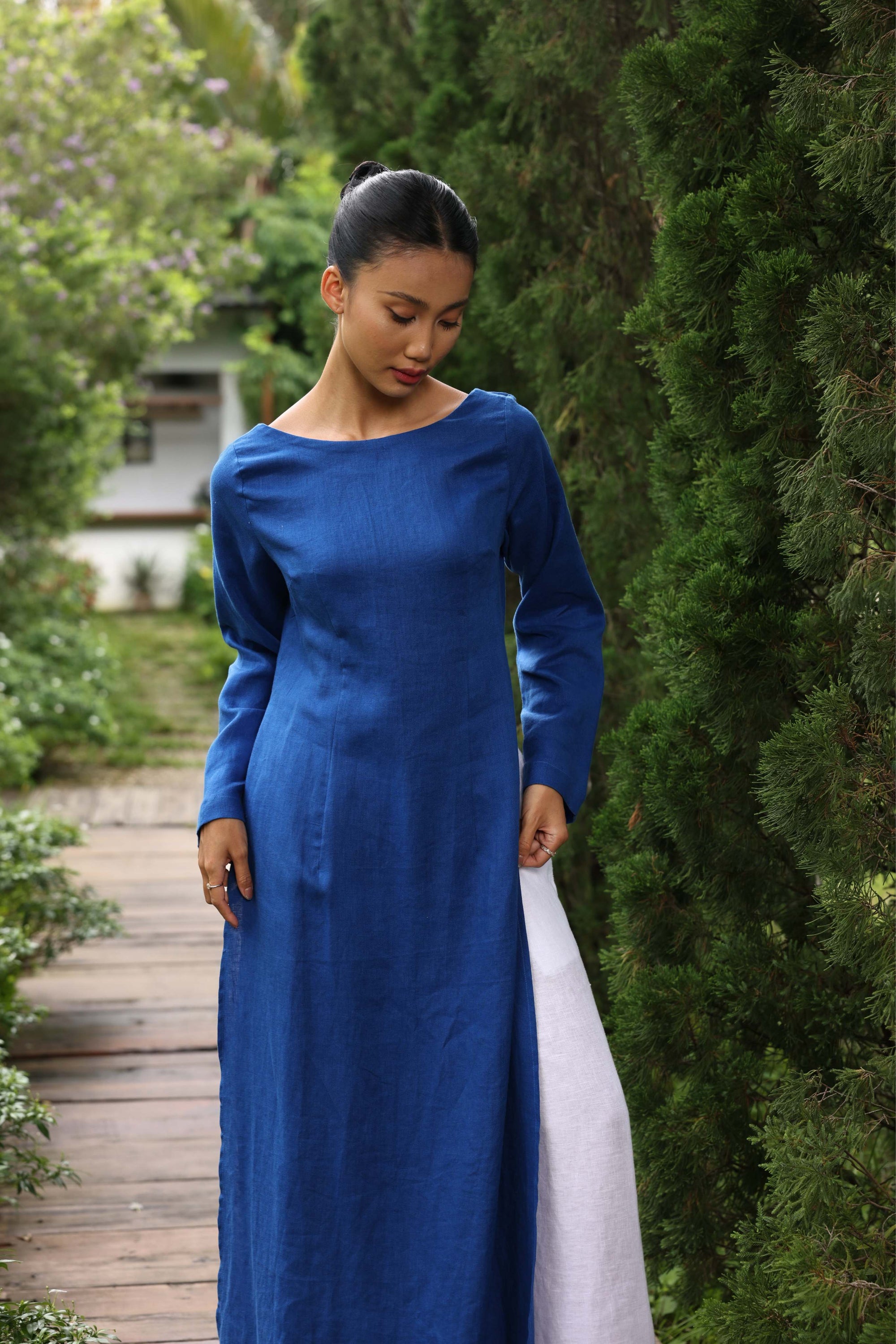 Vietnamese ao dai linen dress