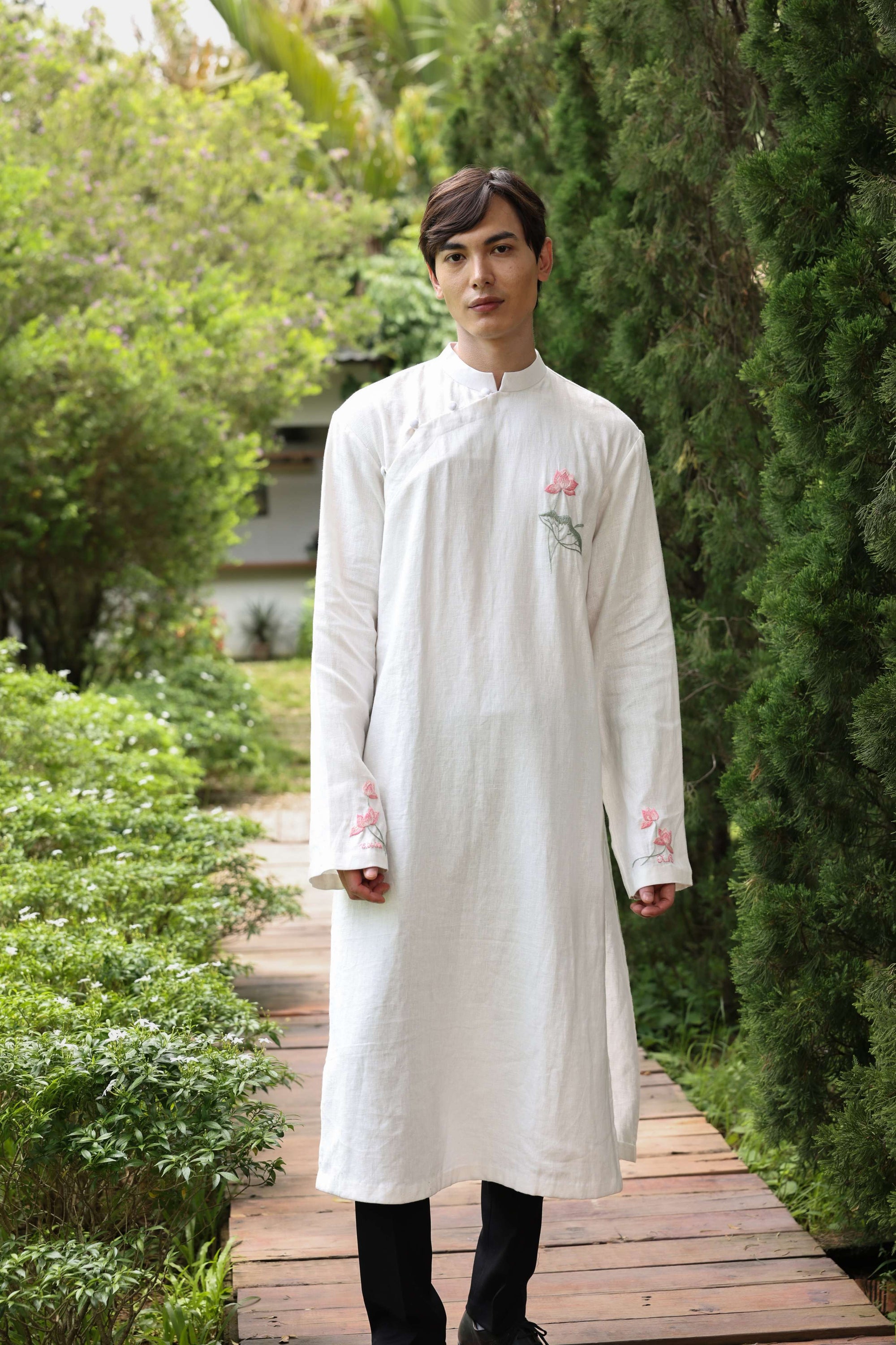 Vietnamese linen groom tunic