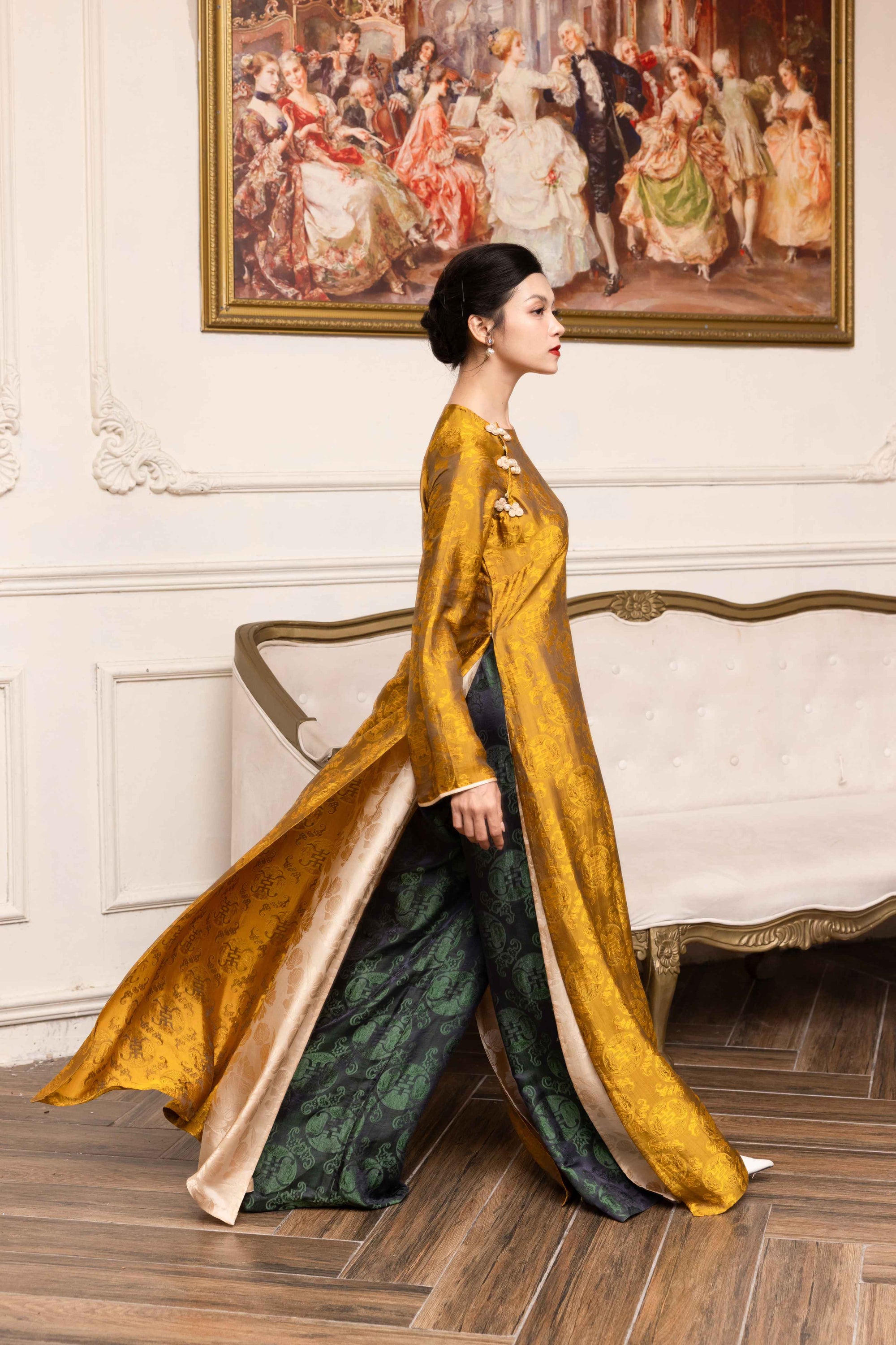 Women's Vietnamese silk dress